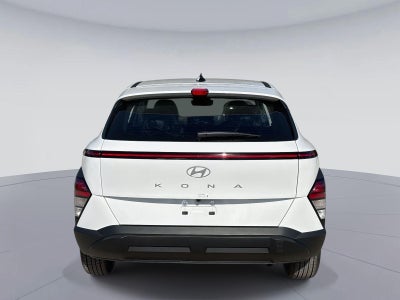 2026 Hyundai KONA SE FWD