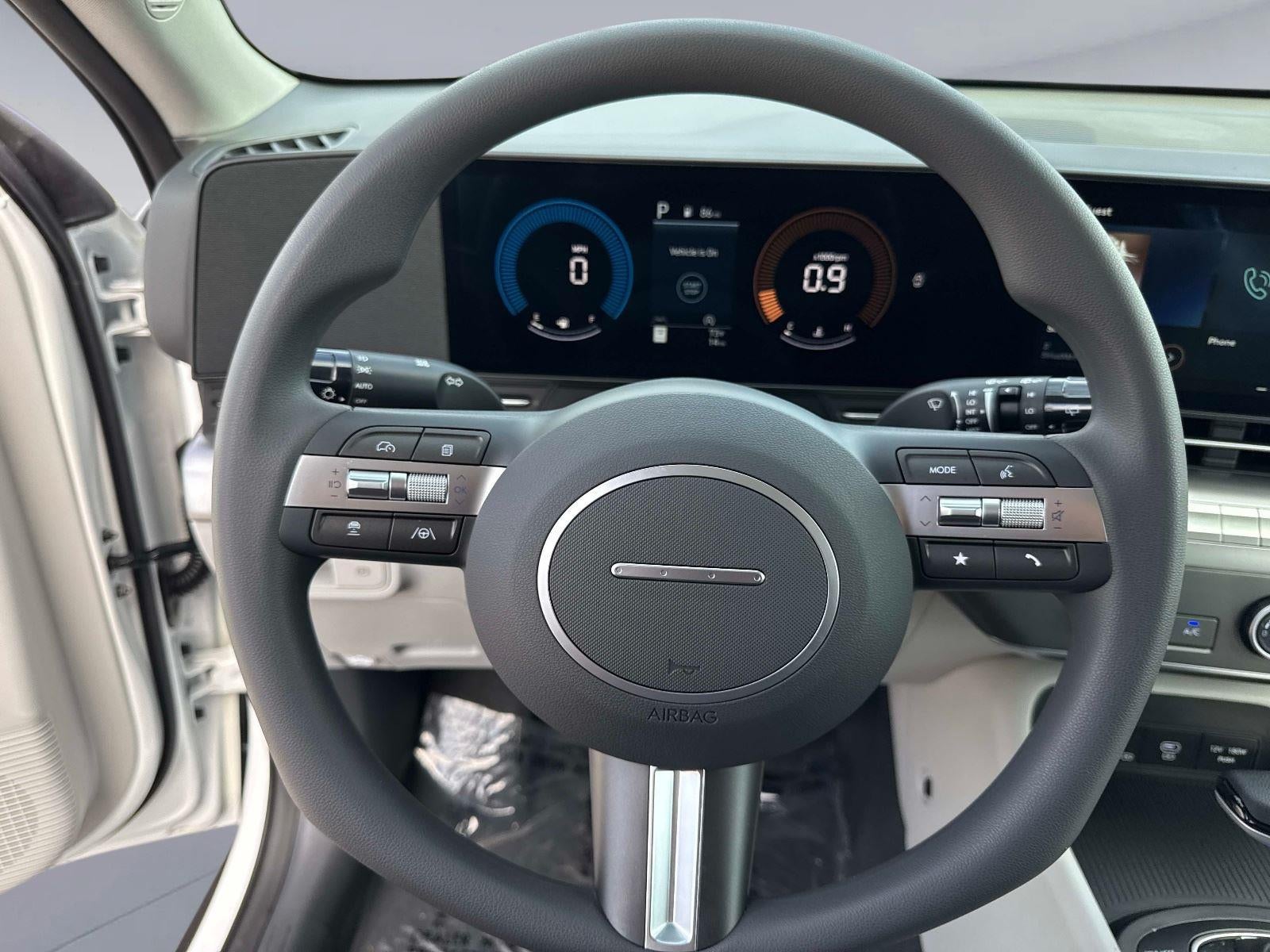 2026 Hyundai KONA SE FWD