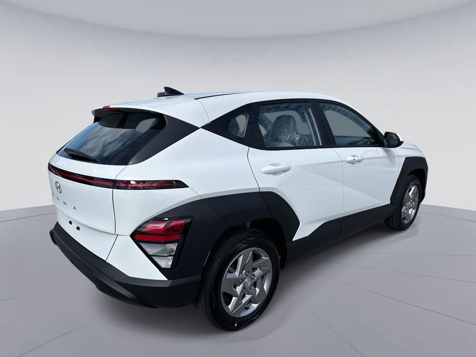 2026 Hyundai KONA SE FWD