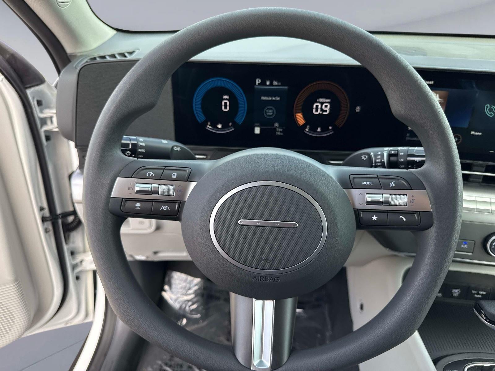 2026 Hyundai KONA SE FWD