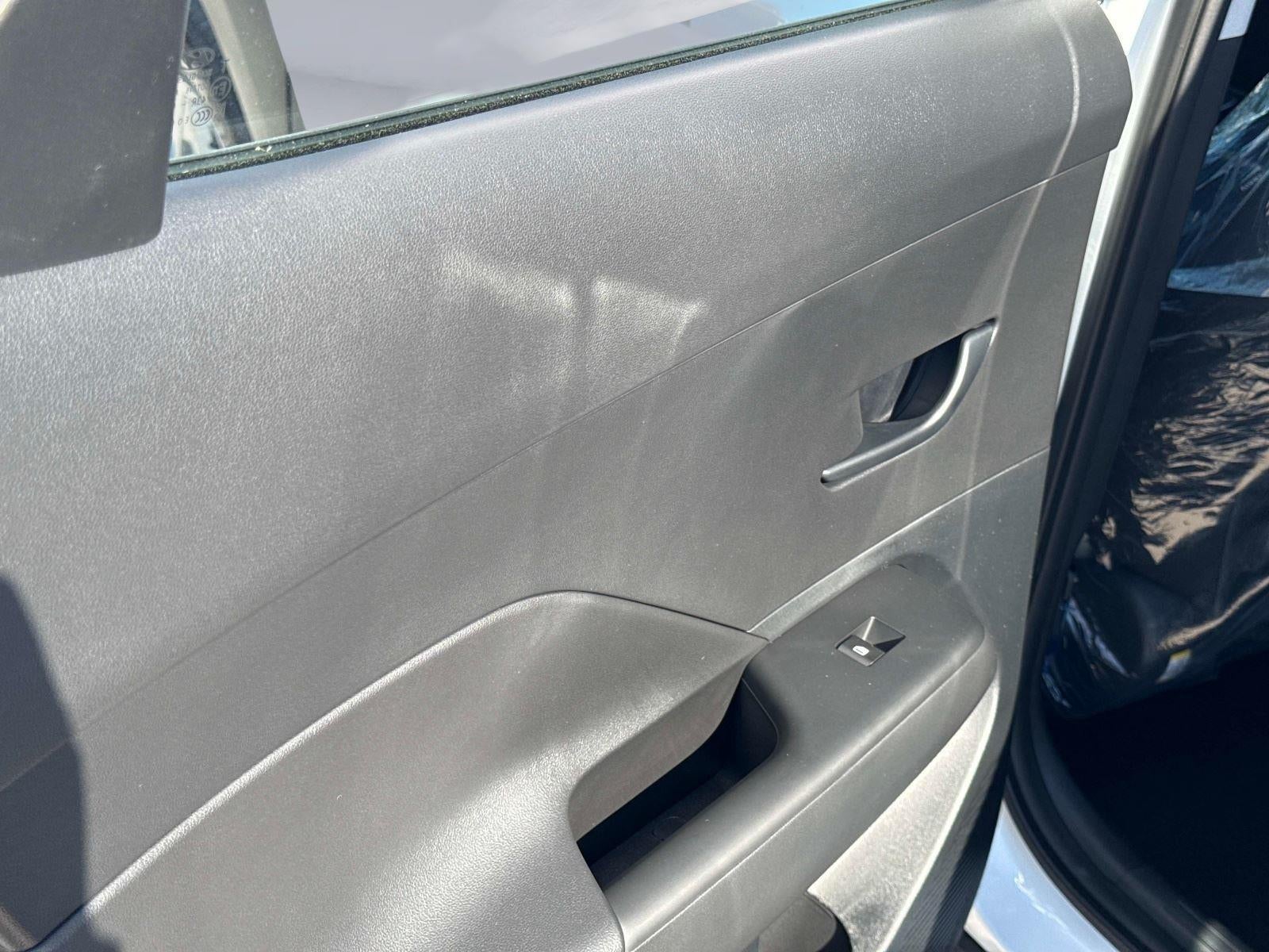 2026 Hyundai KONA SE FWD