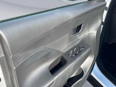 2026 Hyundai KONA SE FWD