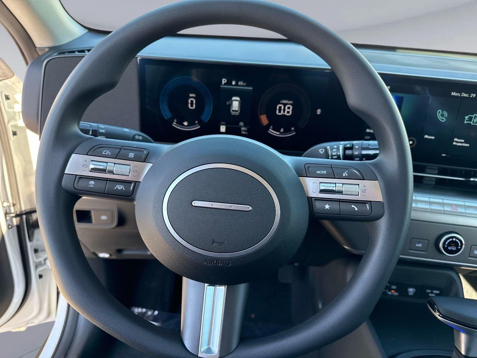 2026 Hyundai KONA SE FWD