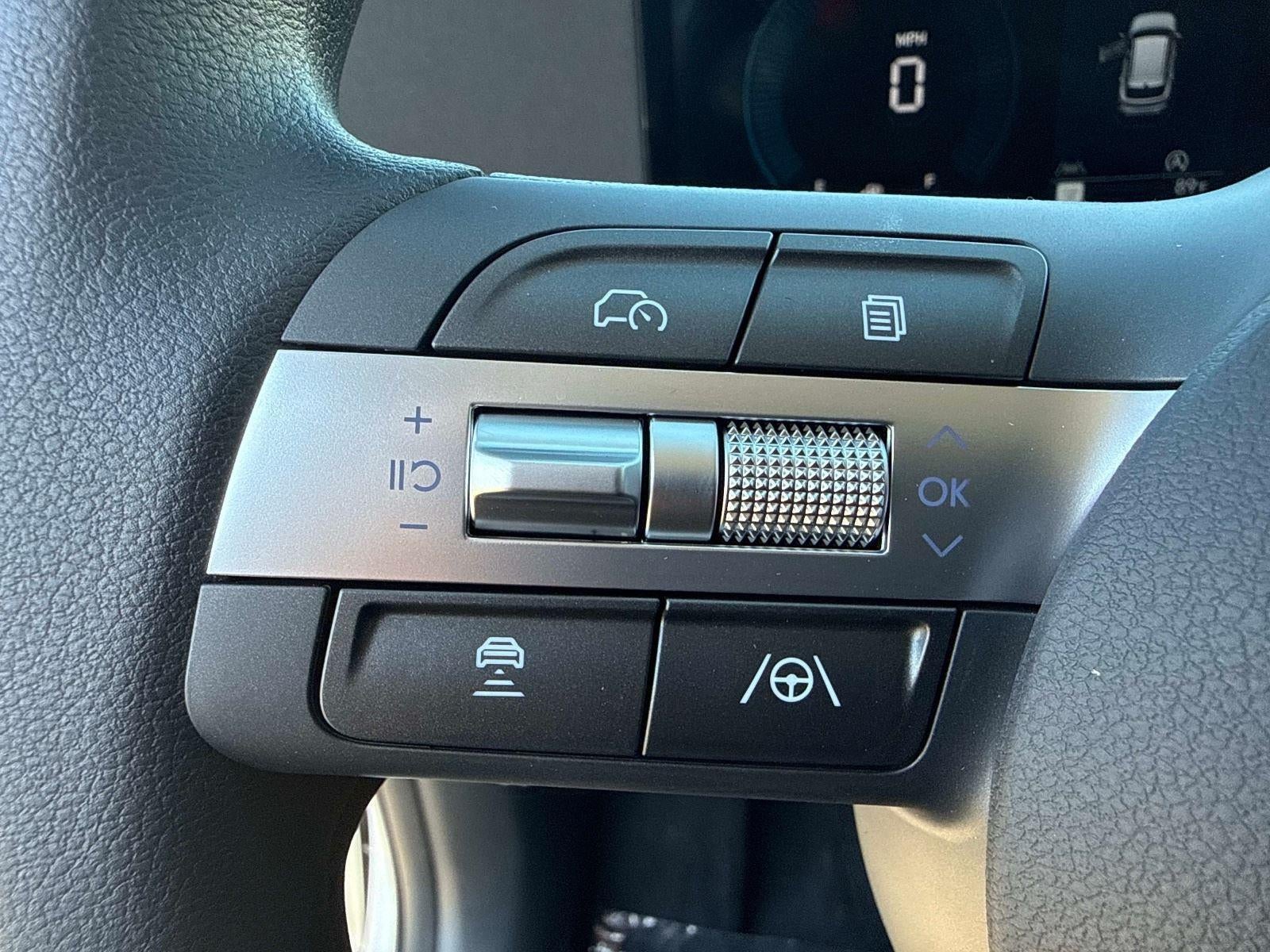 2026 Hyundai KONA SE FWD