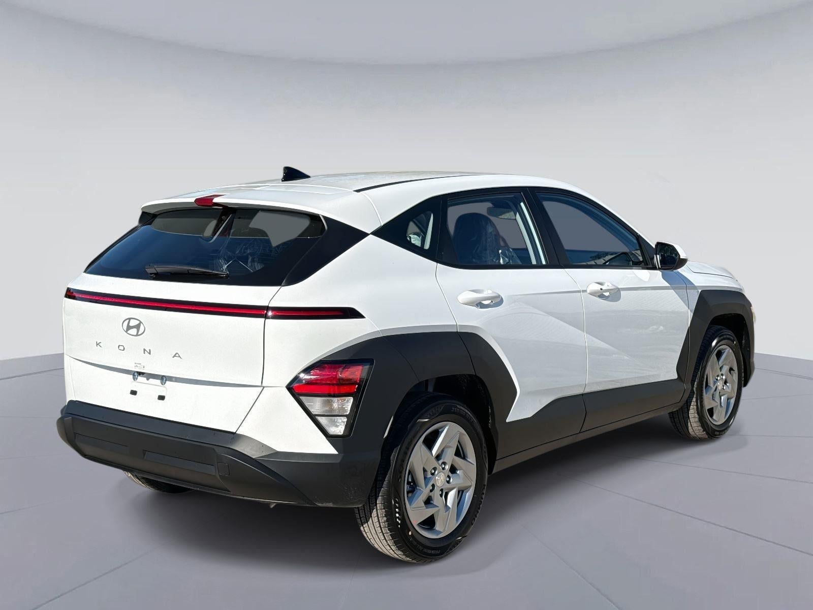 2026 Hyundai KONA SE FWD