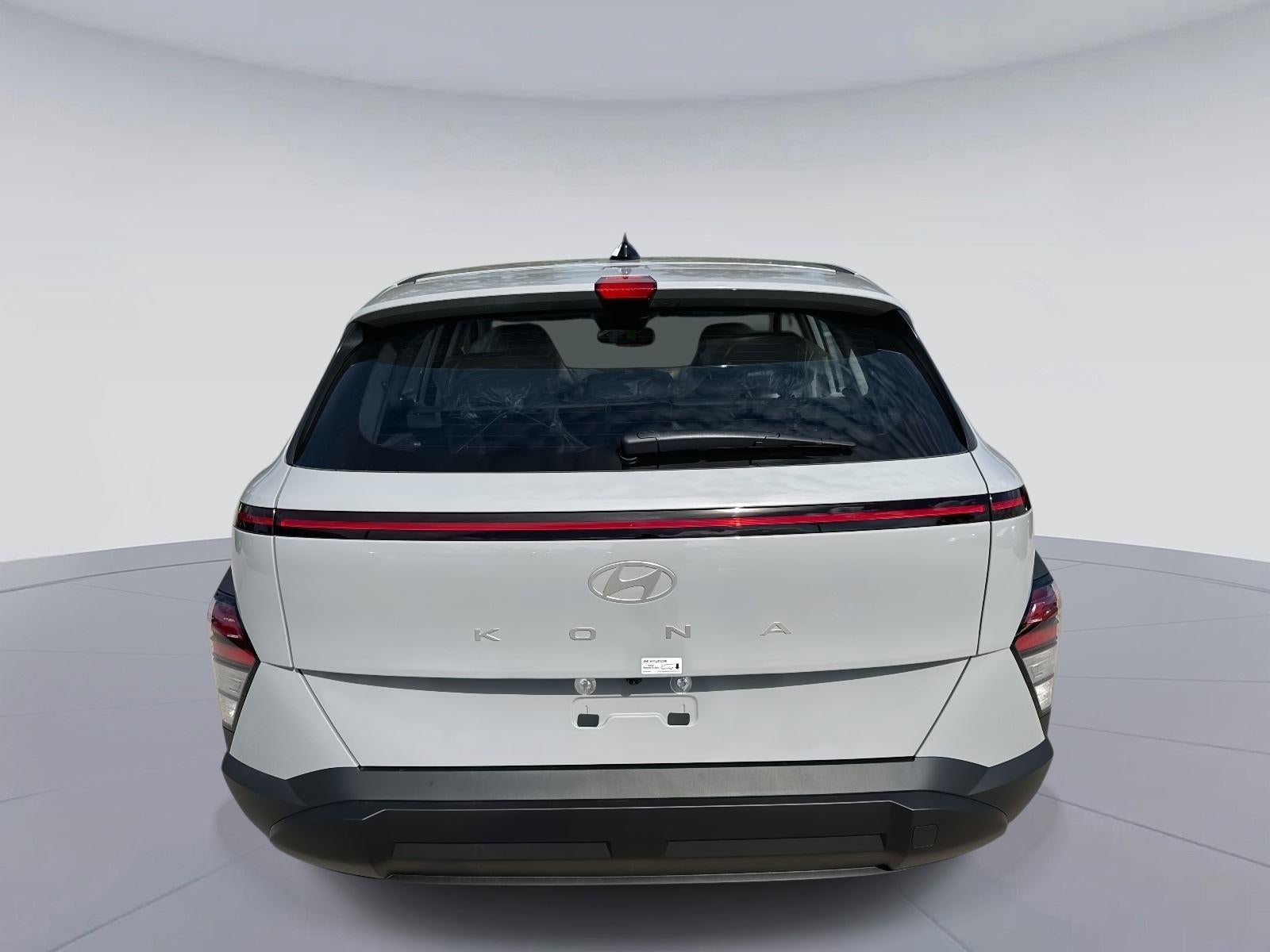 2026 Hyundai KONA SE FWD