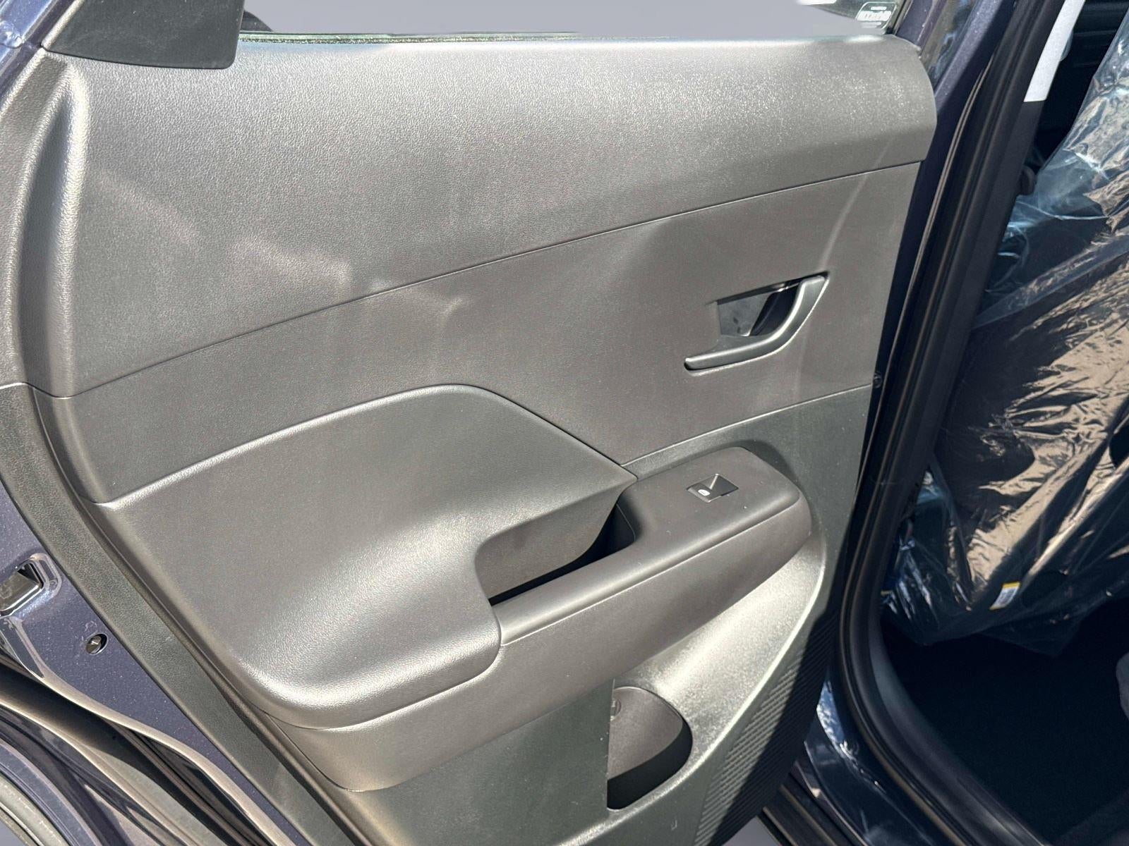 2026 Hyundai KONA SE FWD