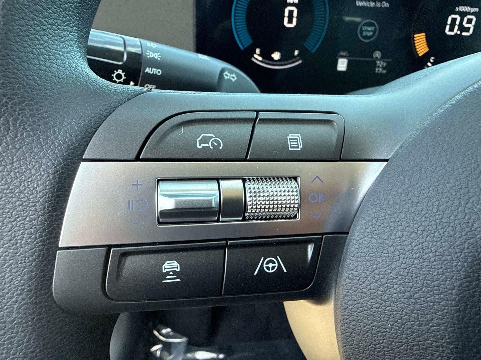 2026 Hyundai KONA SE FWD