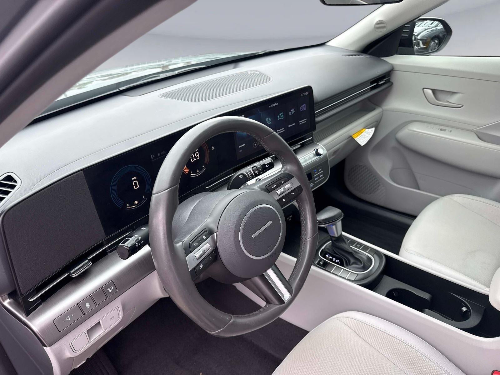 2024 Hyundai KONA SEL