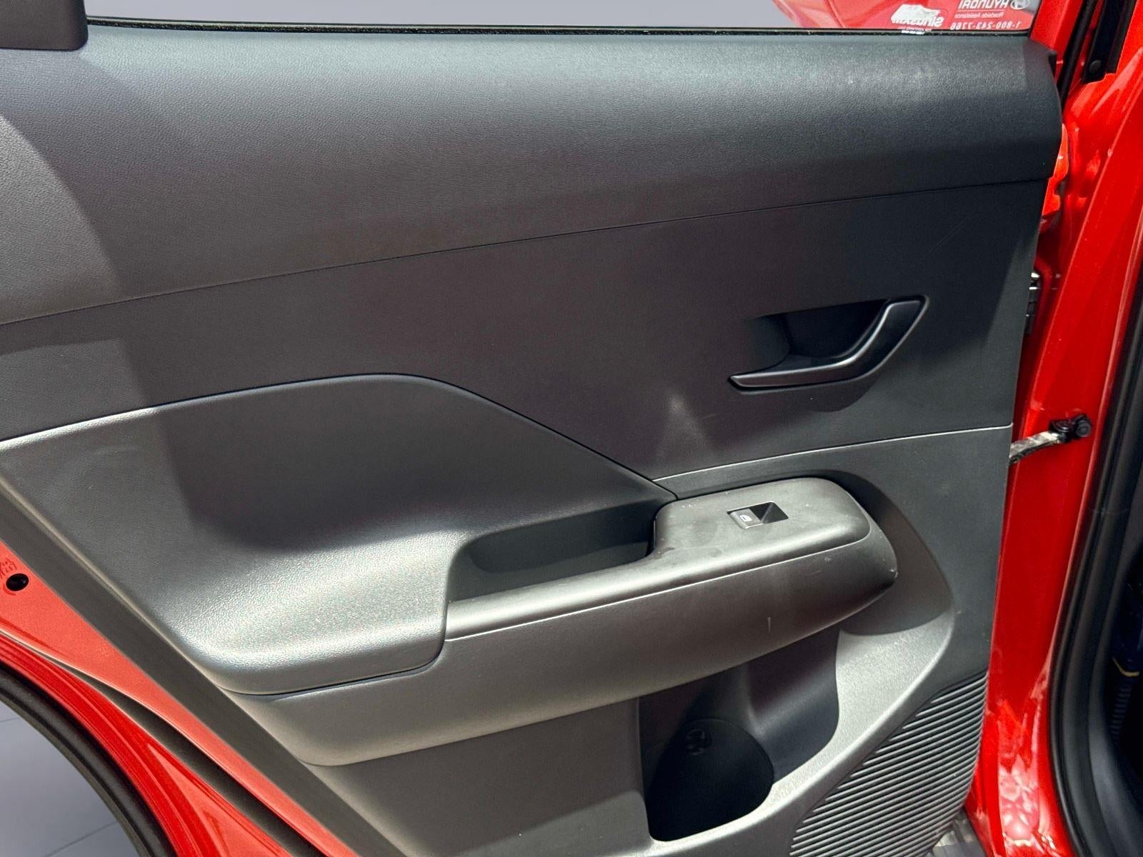 2025 Hyundai KONA SEL Convenience