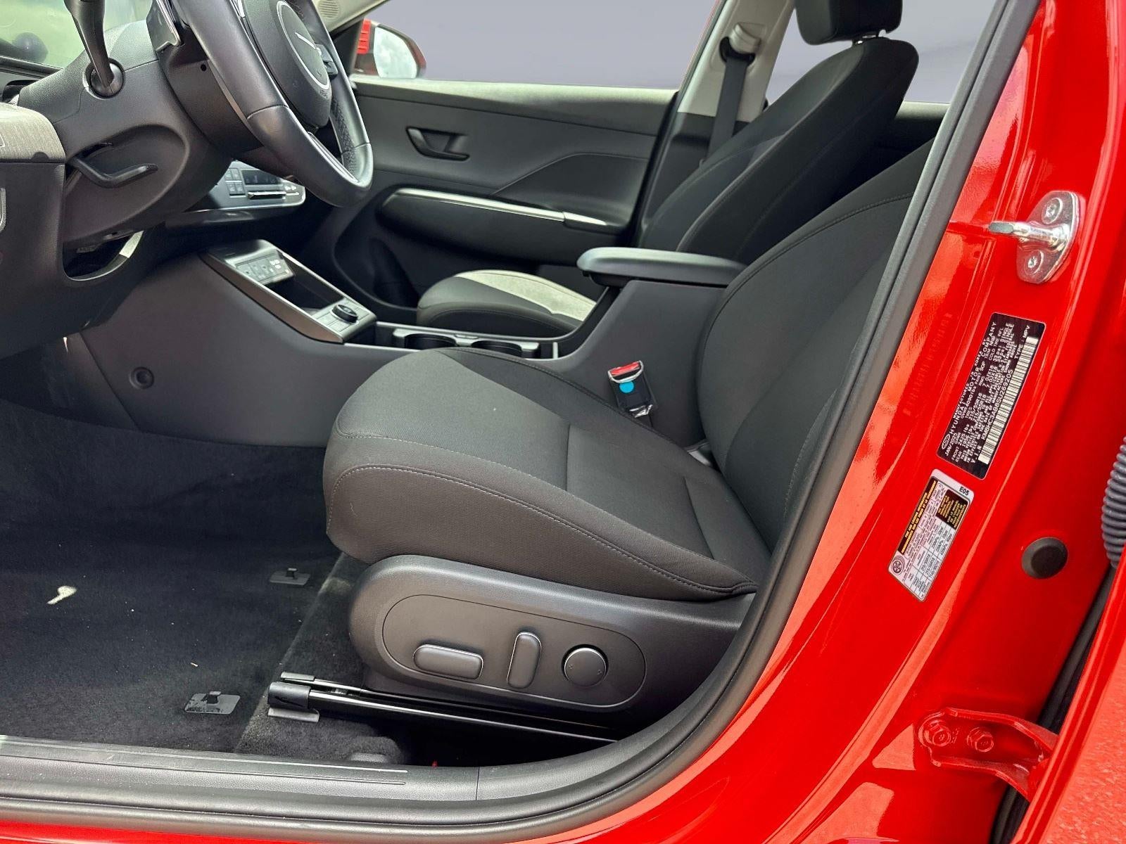 2025 Hyundai KONA SEL Convenience