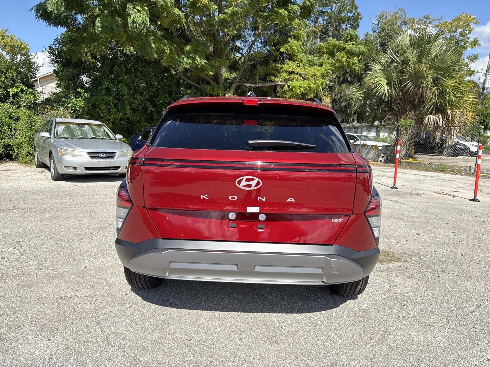 2026 Hyundai KONA SEL Premium FWD