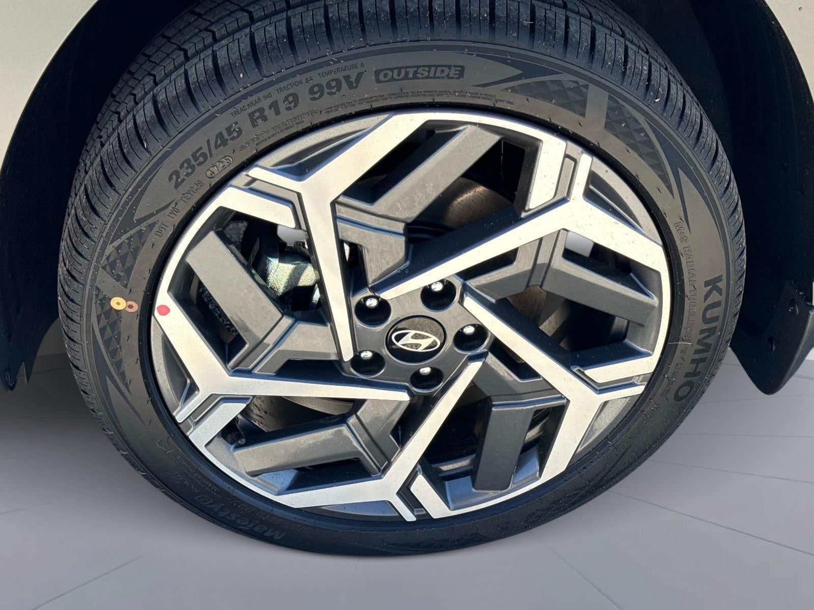 2026 Hyundai KONA SEL Premium FWD