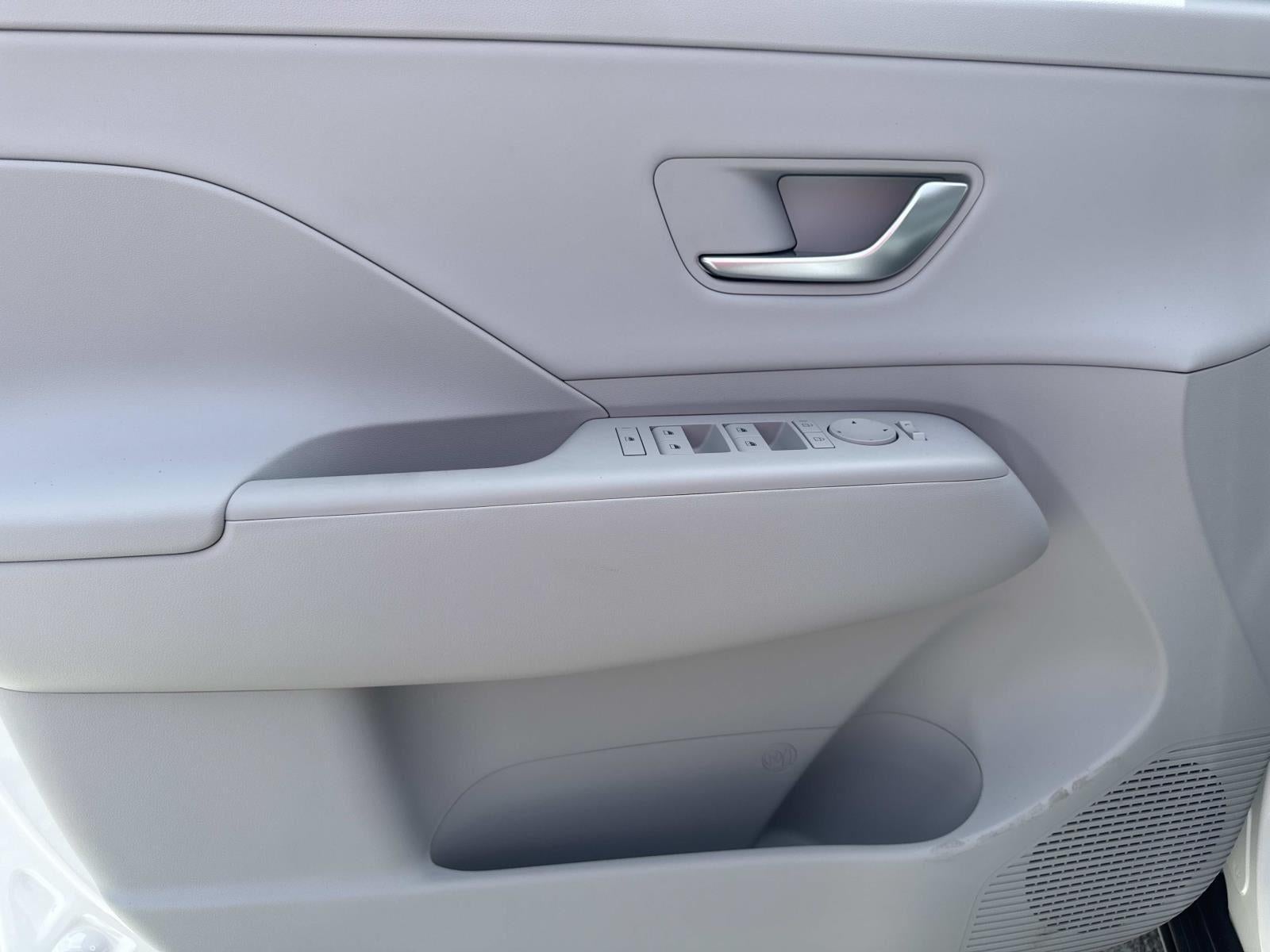 2026 Hyundai KONA SEL Premium FWD