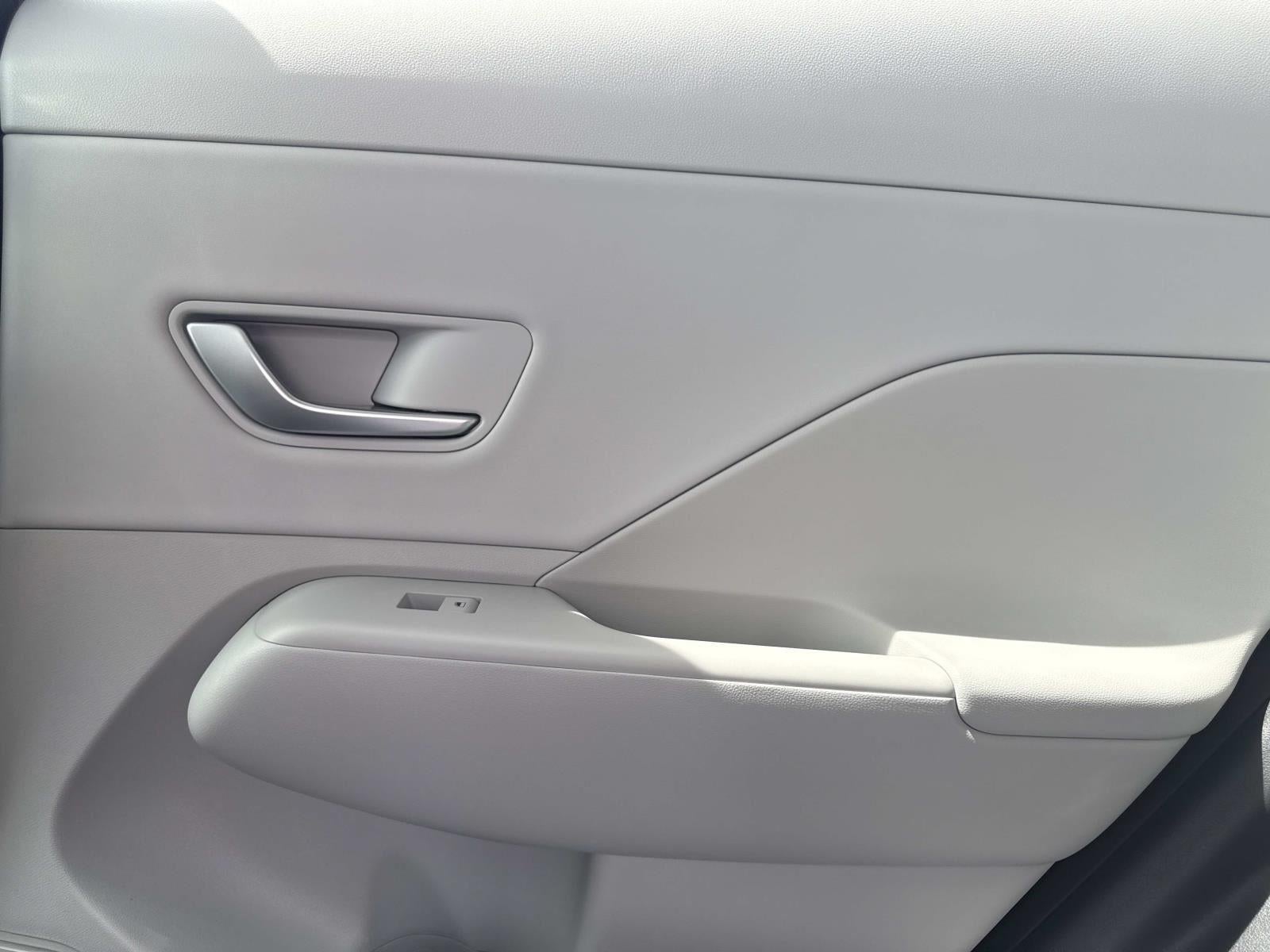 2026 Hyundai KONA SEL Premium FWD