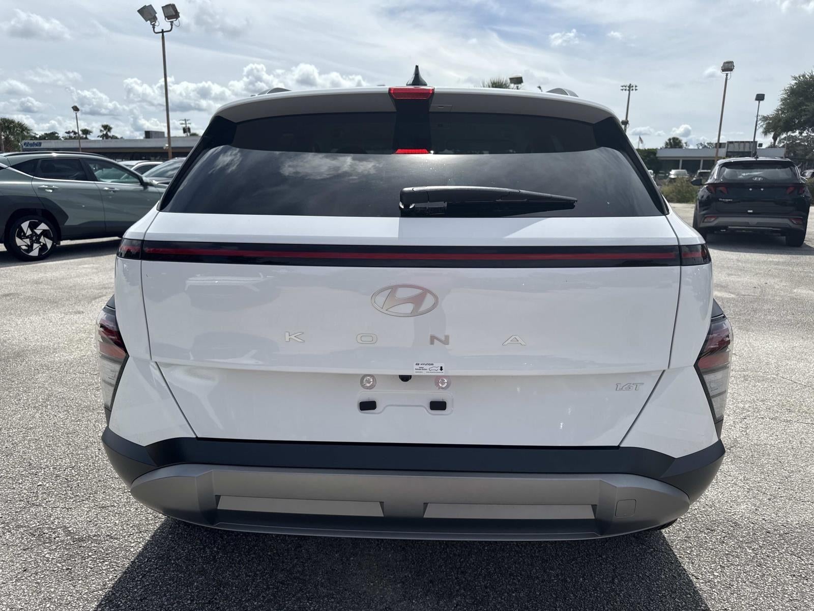 2026 Hyundai KONA SEL Premium FWD