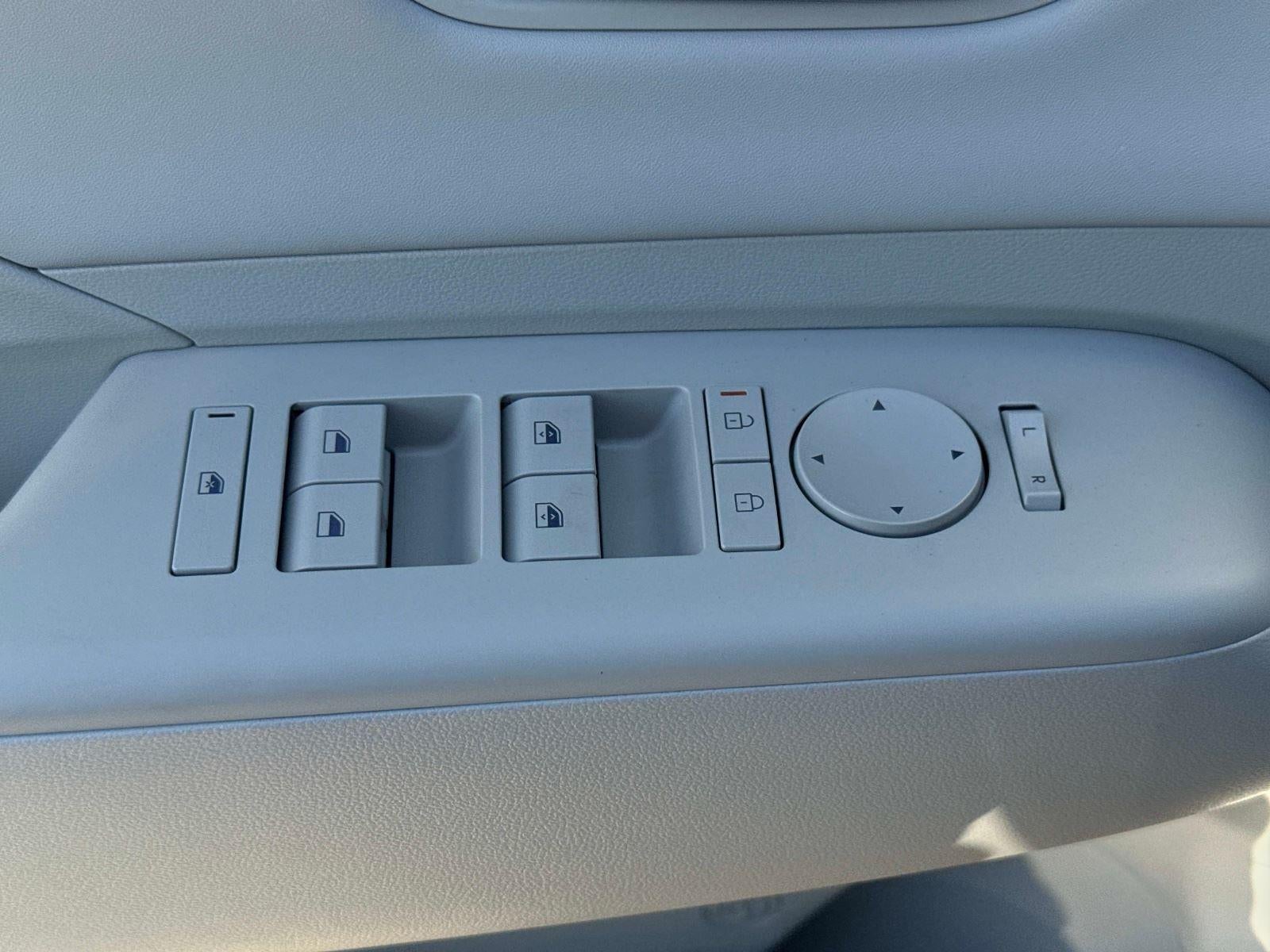 2026 Hyundai KONA SEL Premium FWD