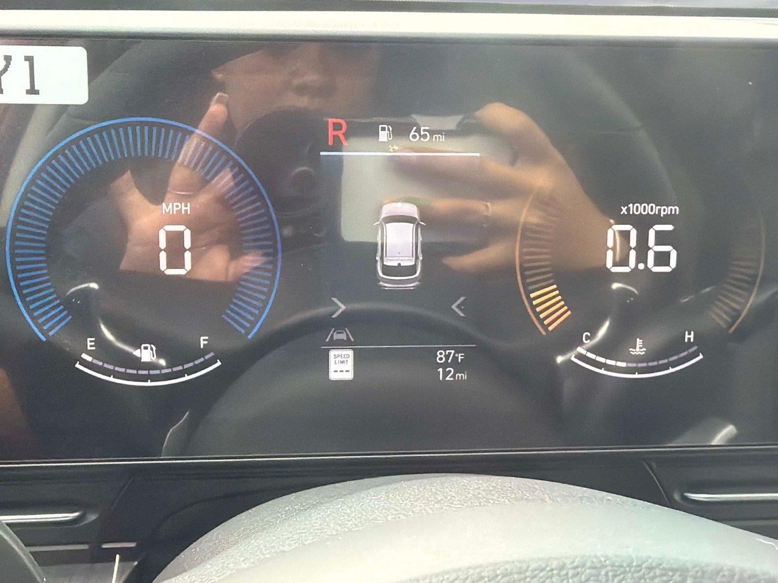 2027 Hyundai KONA SEL Premium FWD
