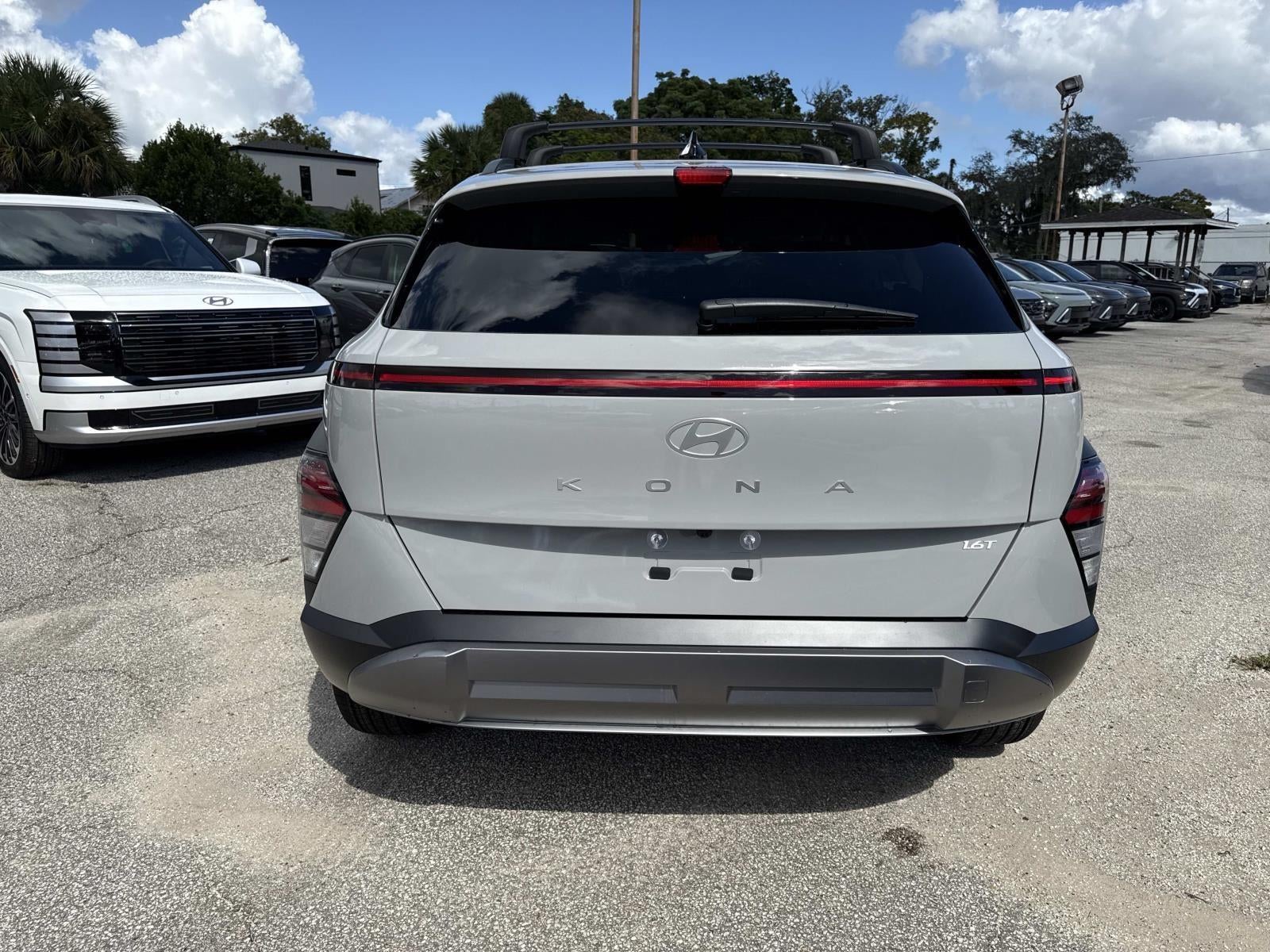 2026 Hyundai KONA SEL Premium FWD