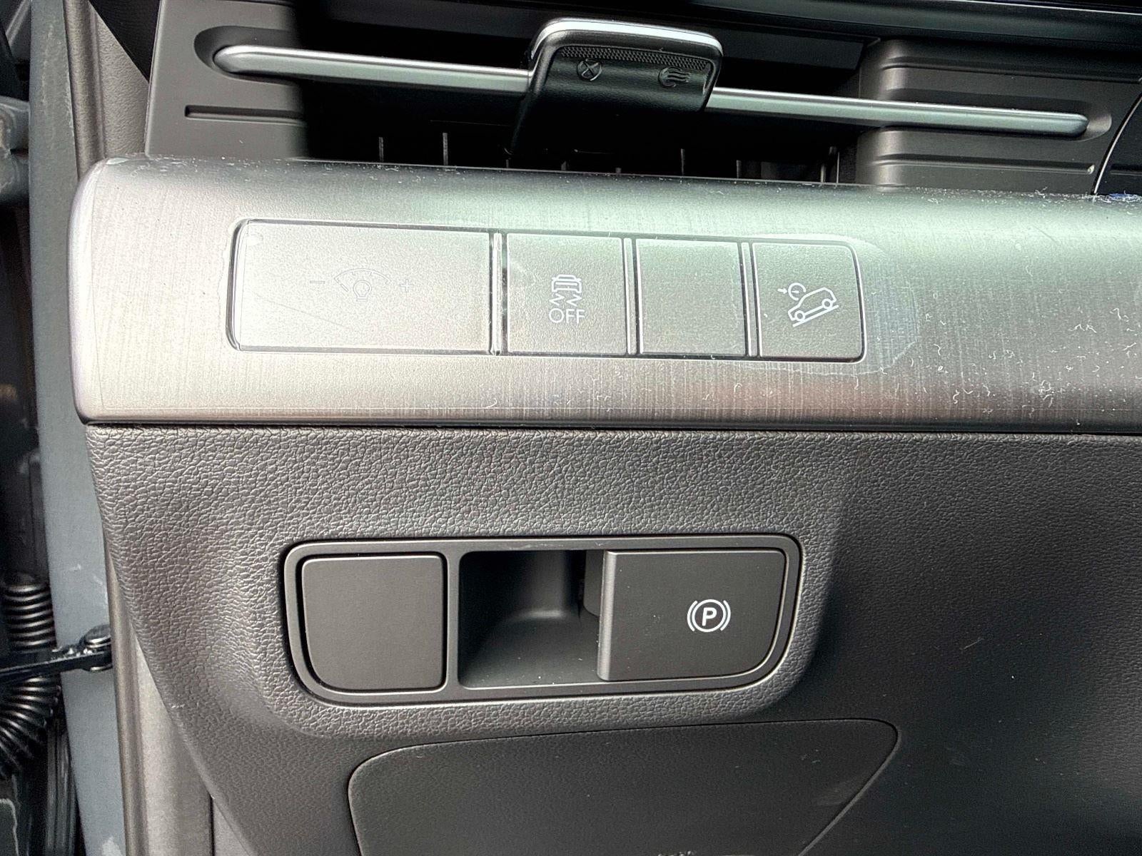 2026 Hyundai KONA SEL Premium FWD