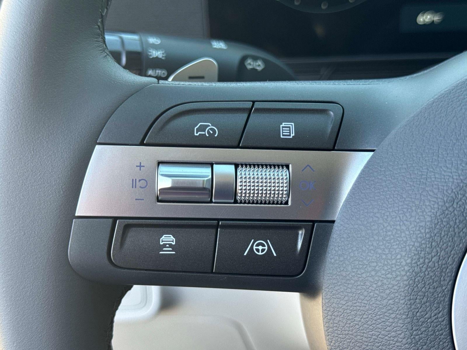 2026 Hyundai KONA SEL Premium FWD