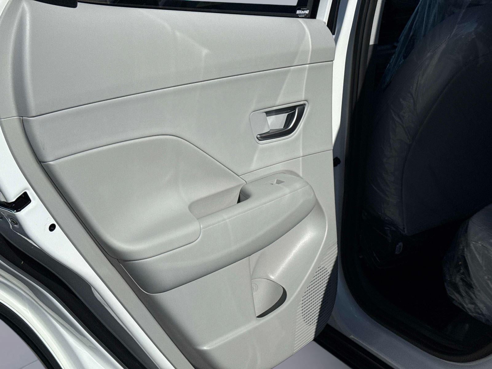 2026 Hyundai KONA SEL Premium FWD