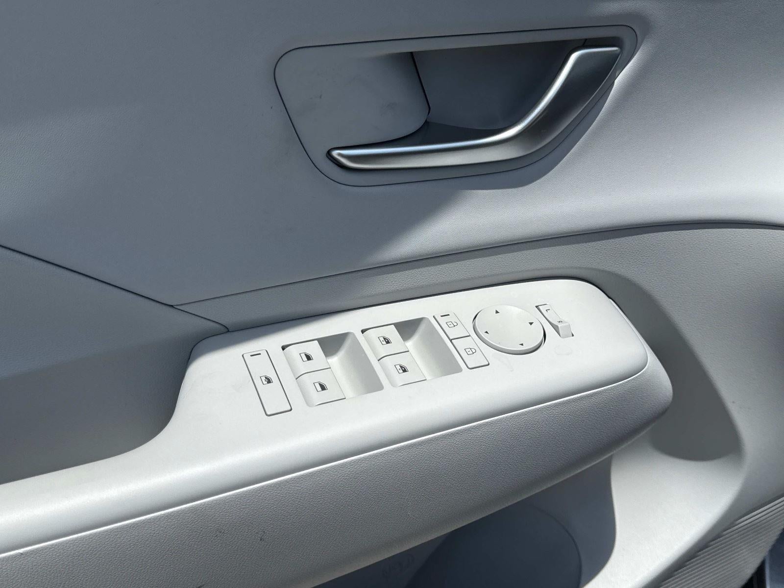 2026 Hyundai KONA SEL Premium FWD
