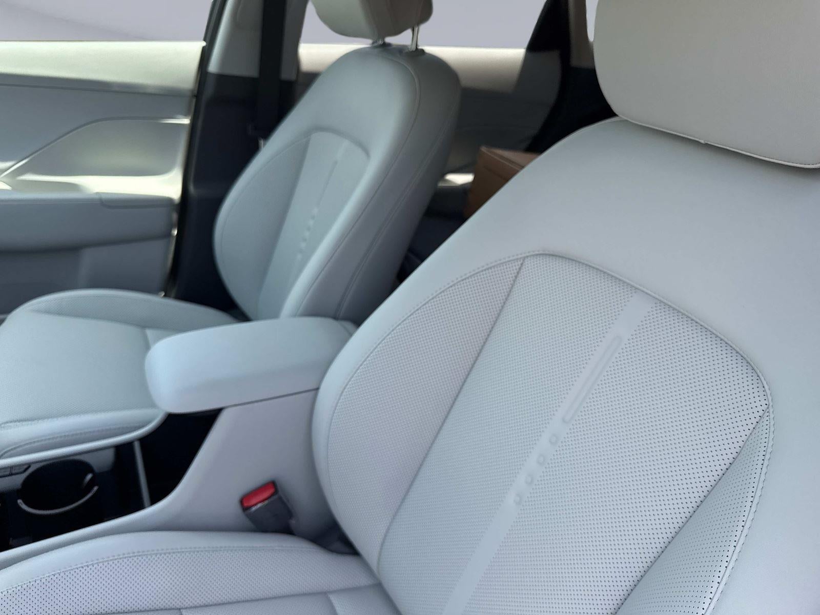 2026 Hyundai KONA SEL Premium FWD