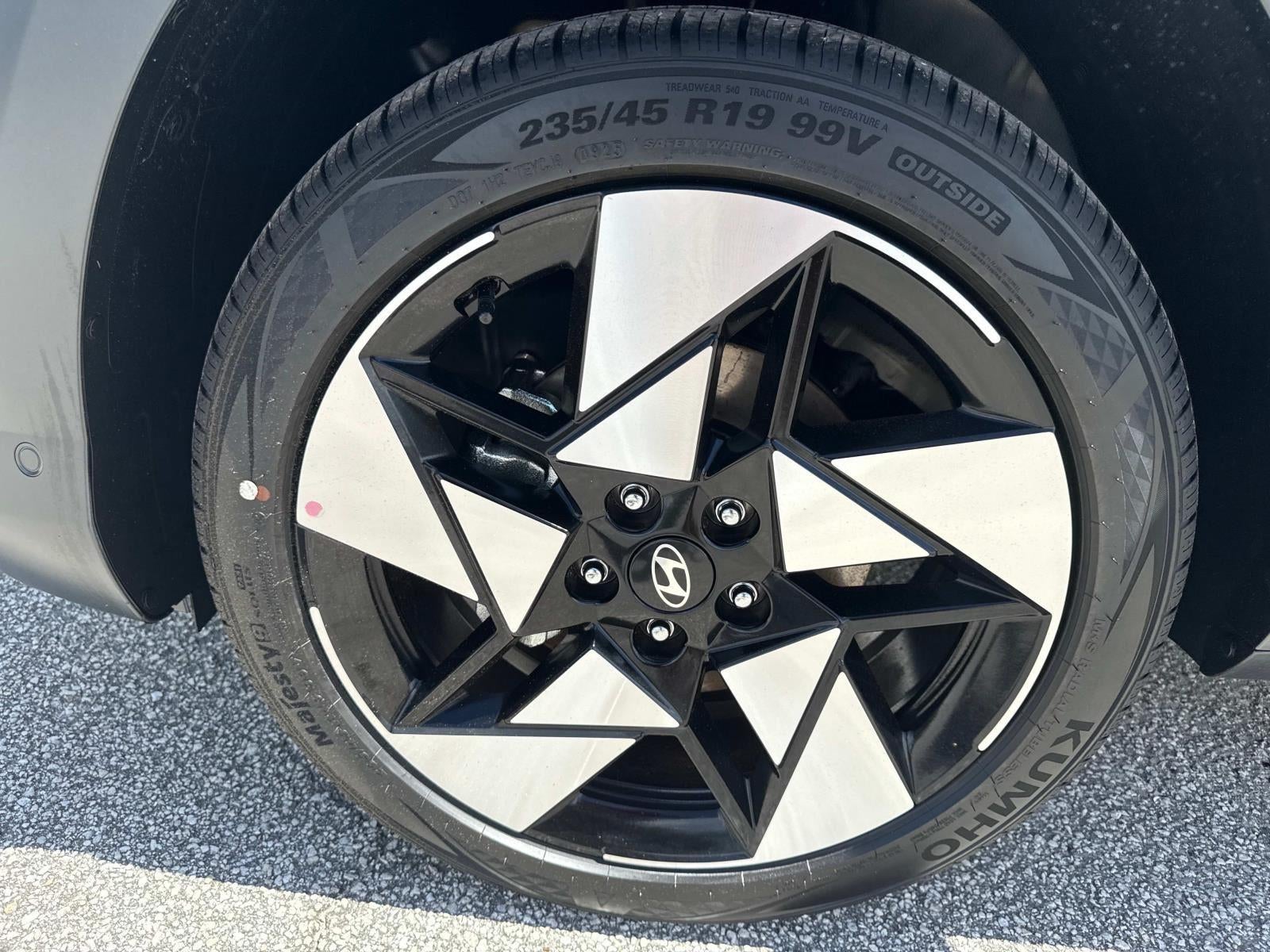 2026 Hyundai KONA Limited FWD