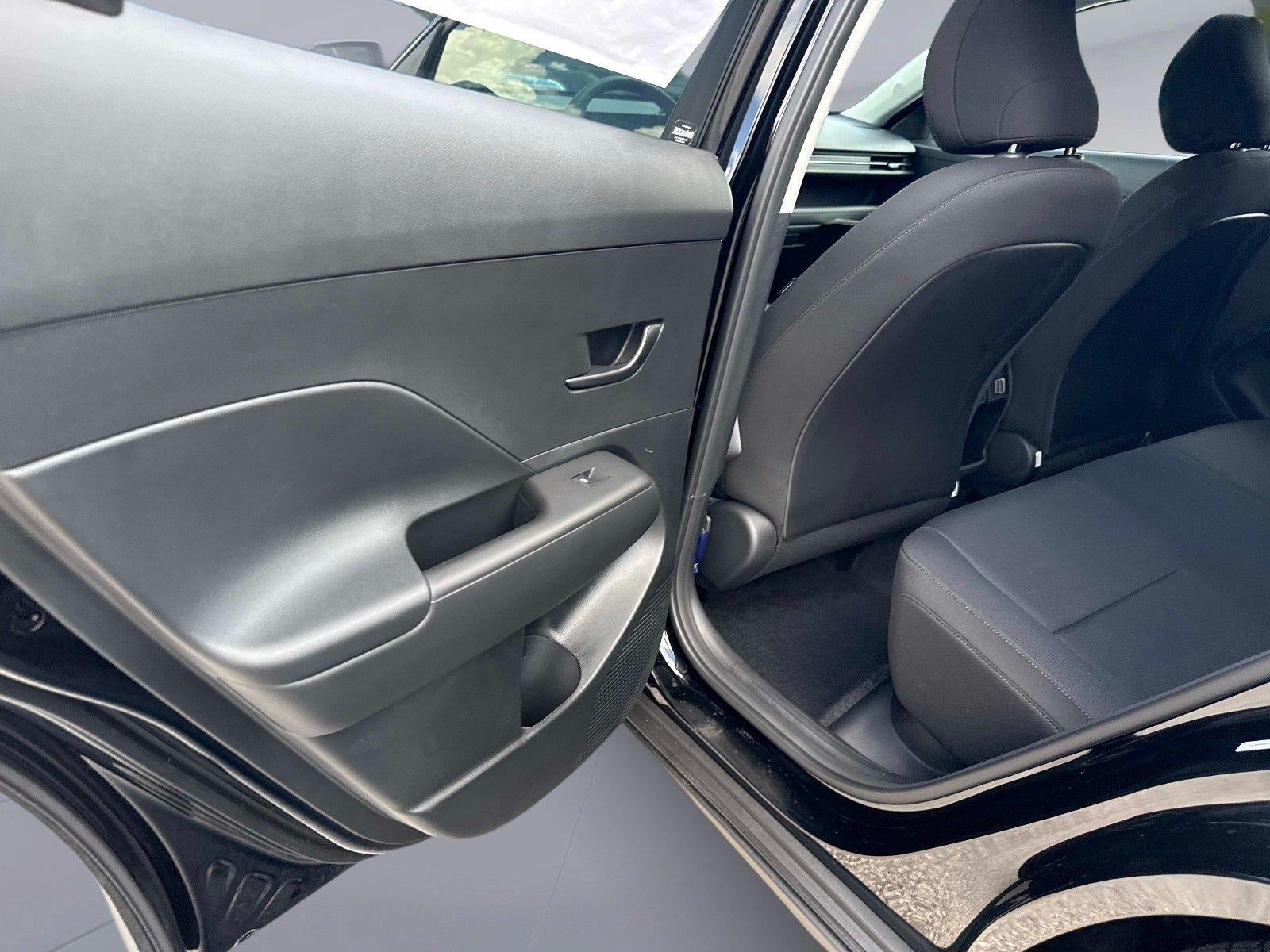 2027 Hyundai KONA SEL SPORT SEL Sport FWD