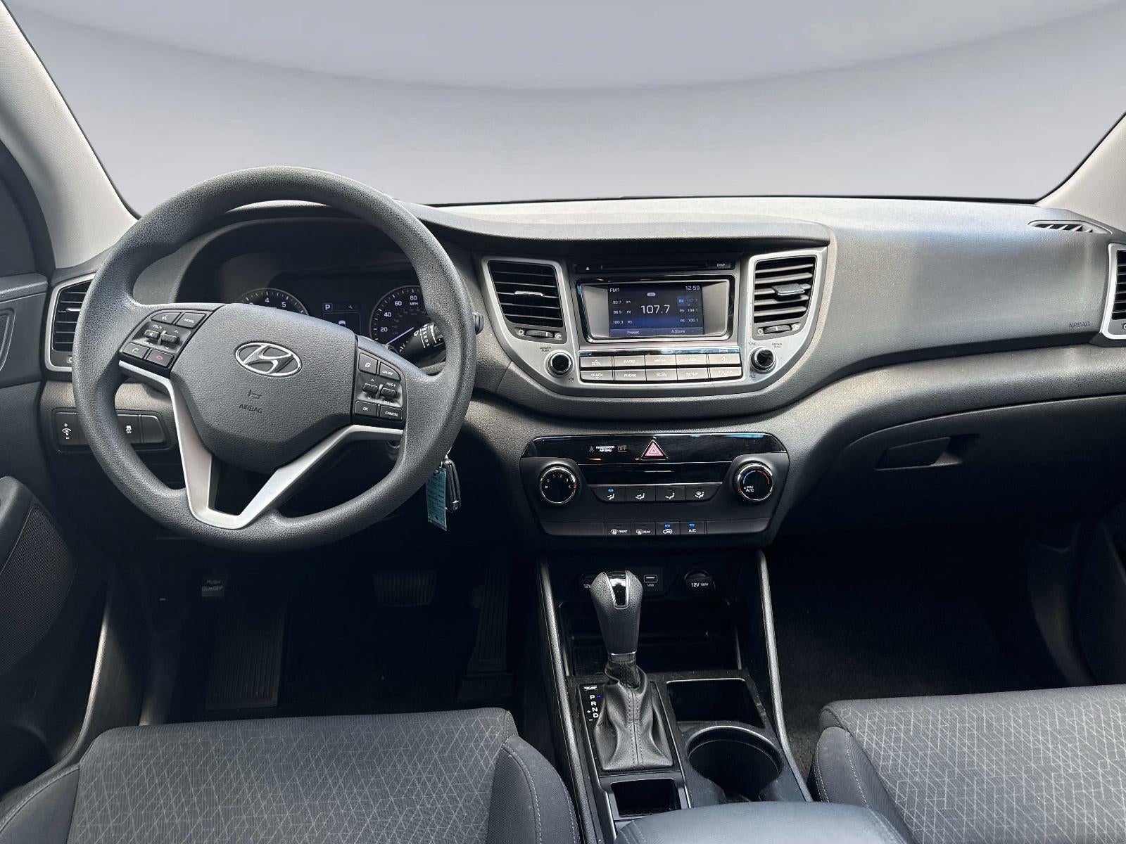 2017 Hyundai TUCSON SE