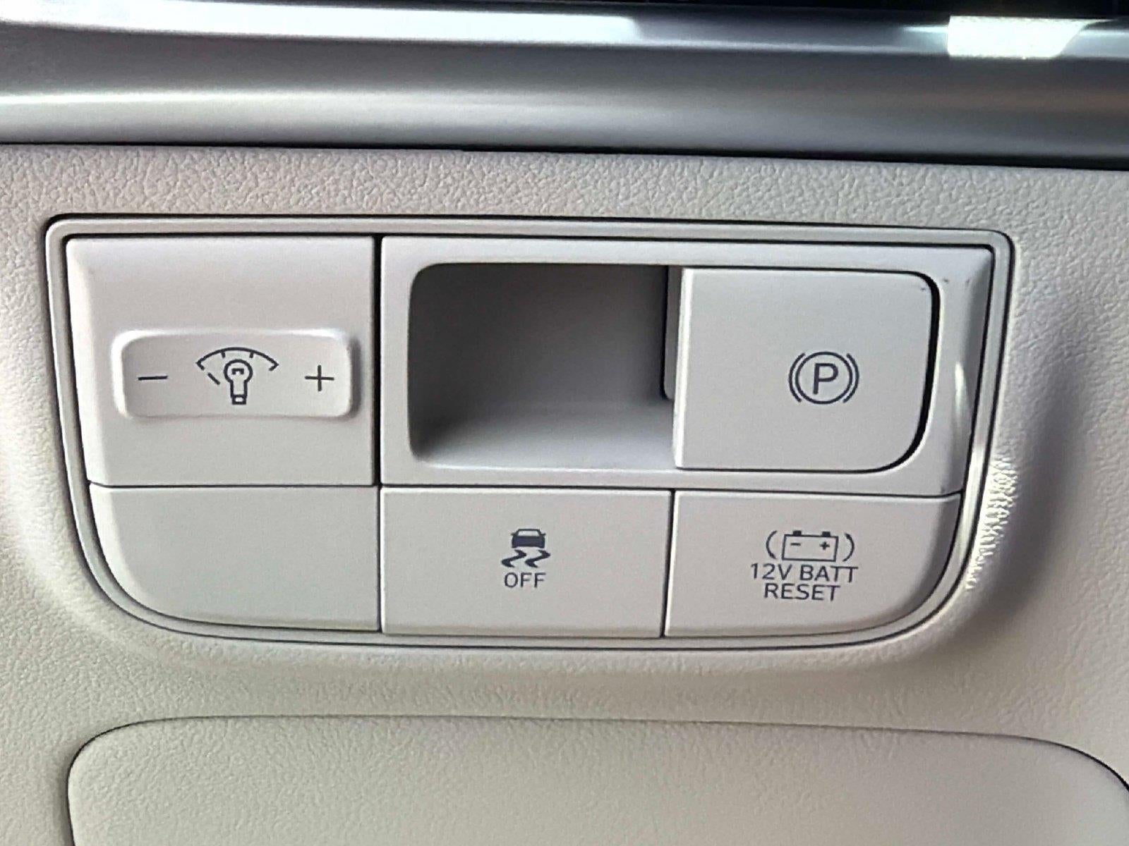 2026 Hyundai TUCSON HYBRID SE