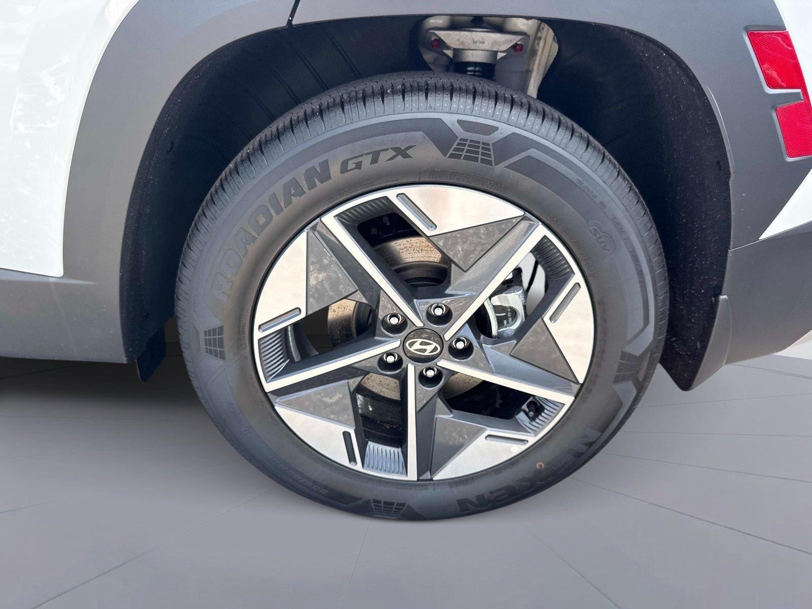 2026 Hyundai TUCSON HYBRID SEL FWD