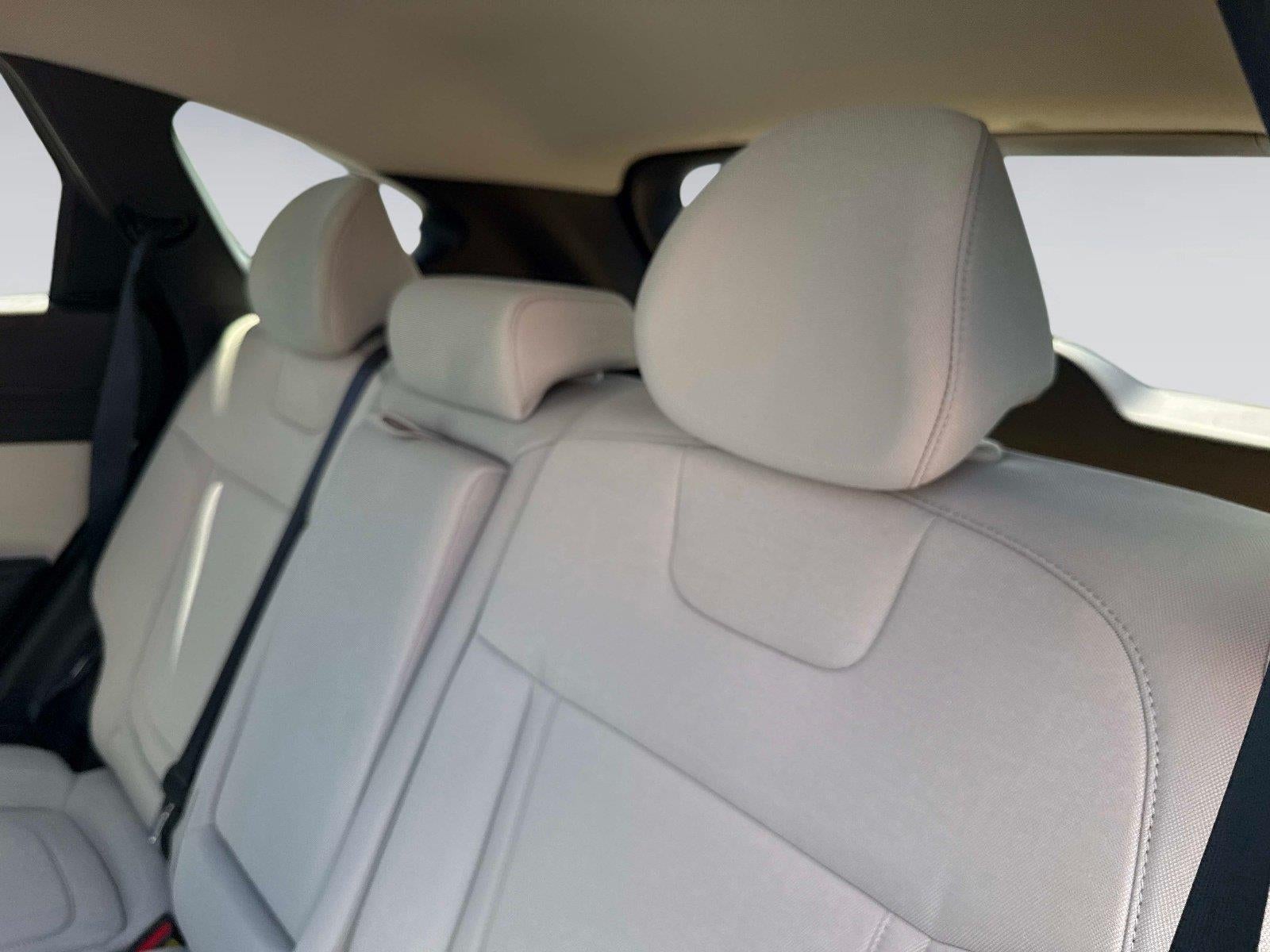 2026 Hyundai TUCSON HYBRID SEL FWD