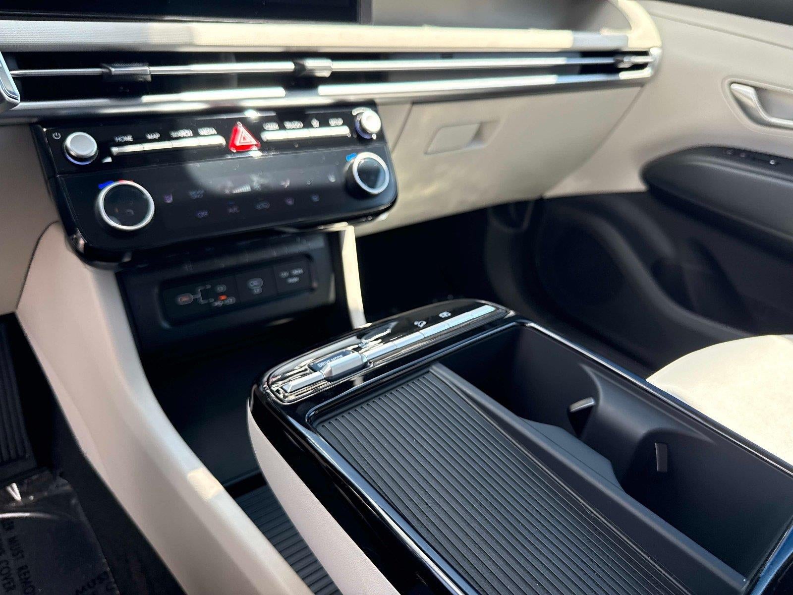 2026 Hyundai TUCSON HYBRID SEL FWD