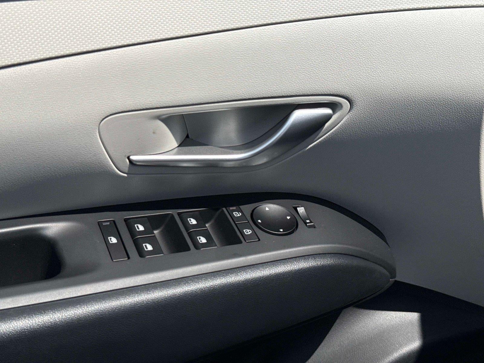 2026 Hyundai TUCSON HYBRID SEL FWD