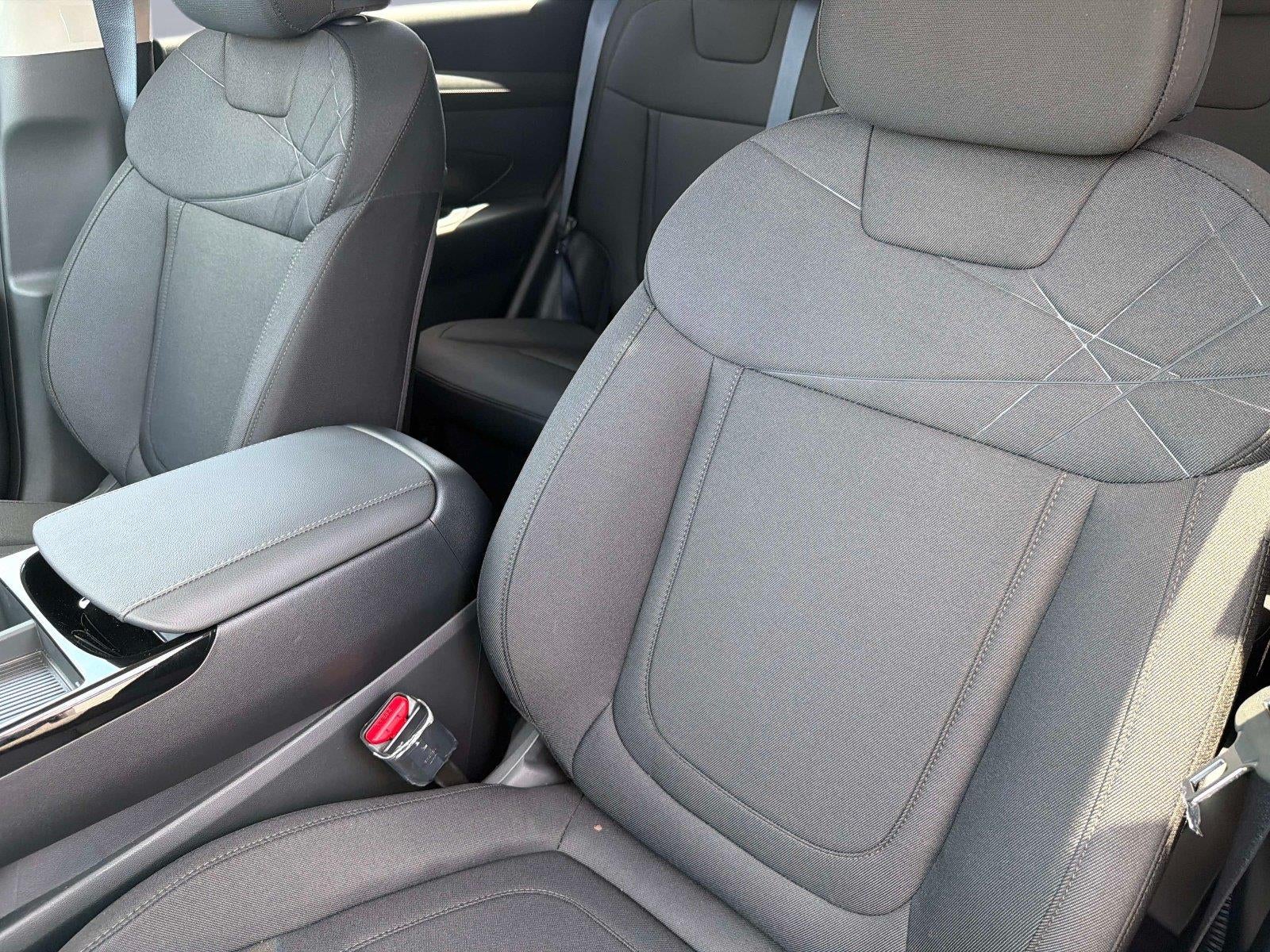 2026 Hyundai TUCSON HYBRID SEL AWD
