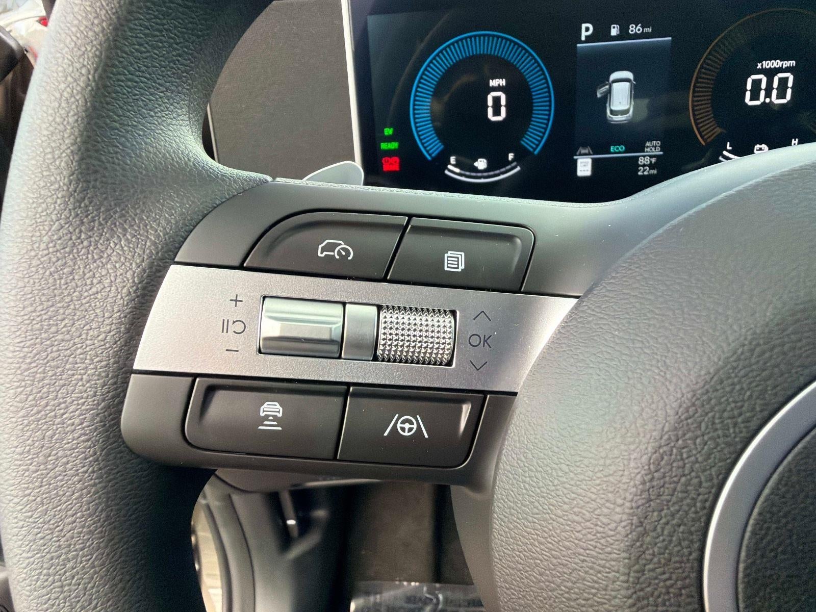 2026 Hyundai TUCSON HYBRID SEL AWD