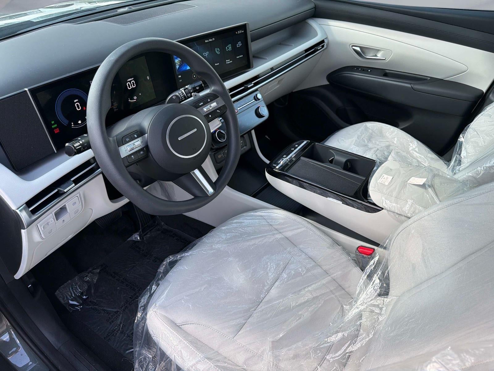 2026 Hyundai TUCSON HYBRID SEL AWD