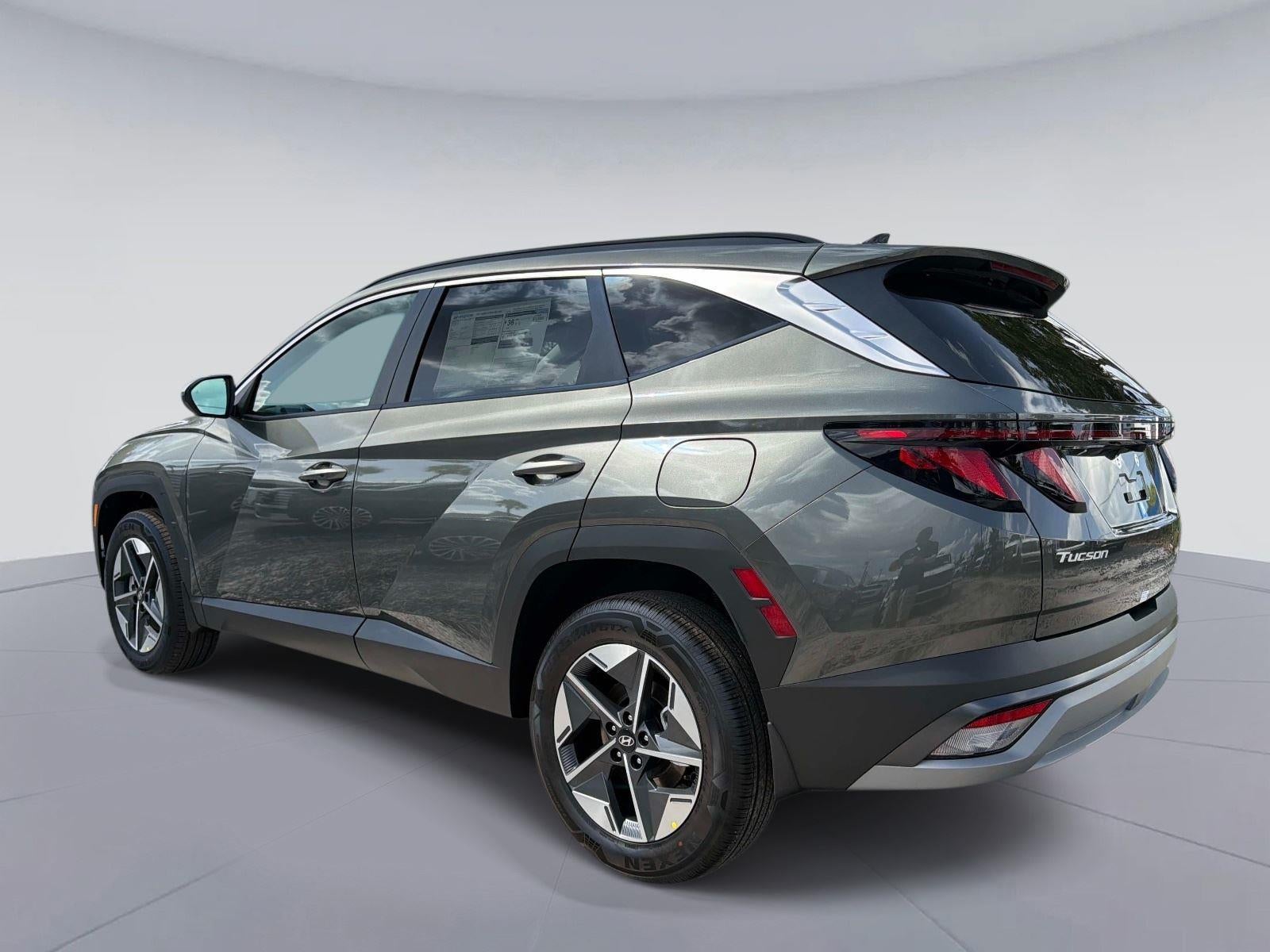 2026 Hyundai TUCSON HYBRID SEL AWD