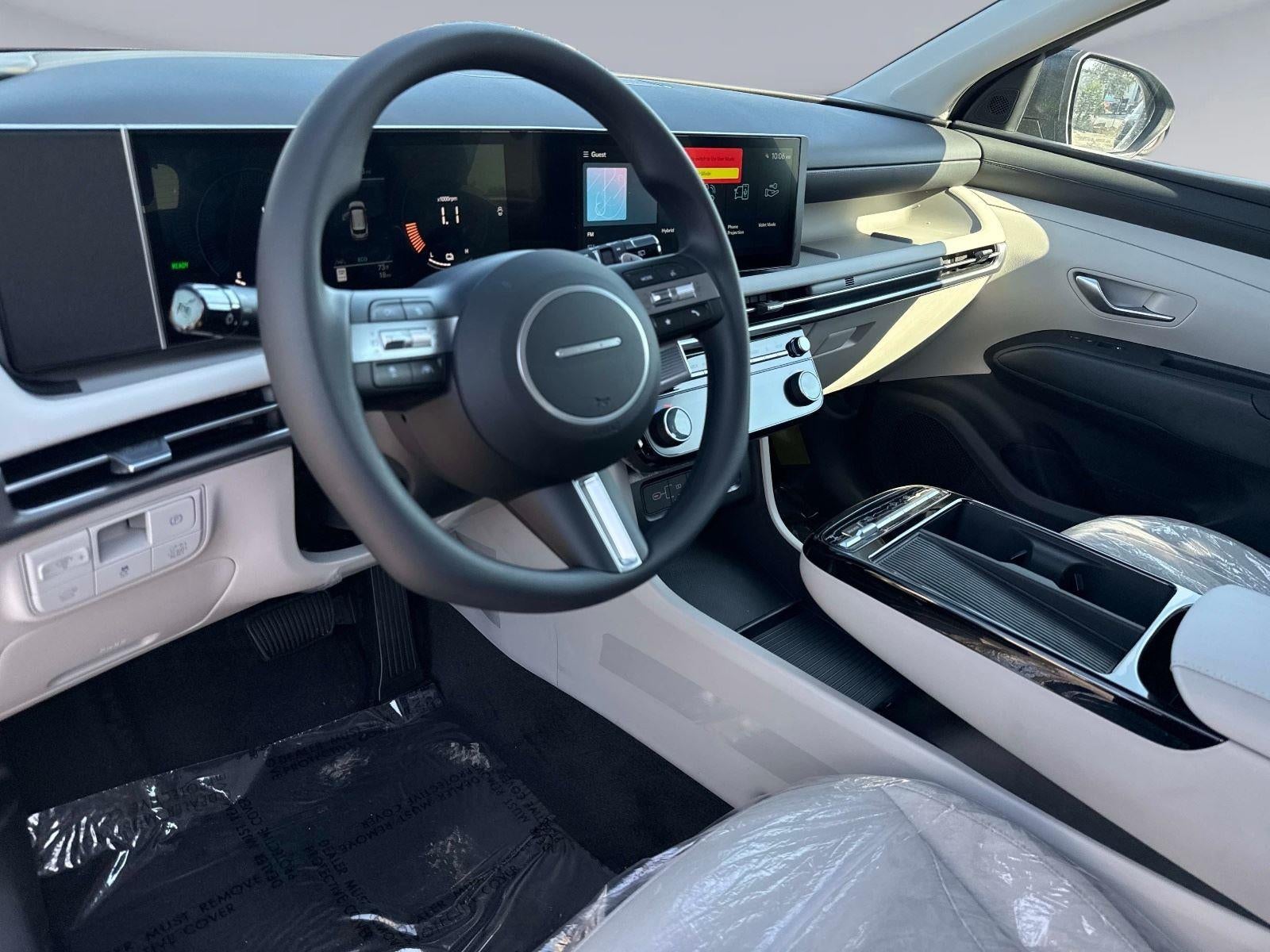 2026 Hyundai TUCSON HYBRID SEL AWD