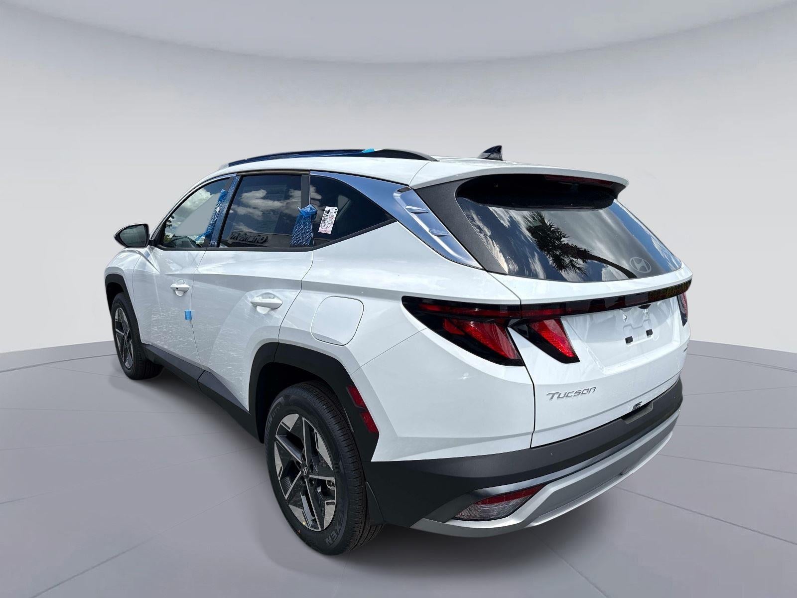 2026 Hyundai TUCSON HYBRID SEL AWD