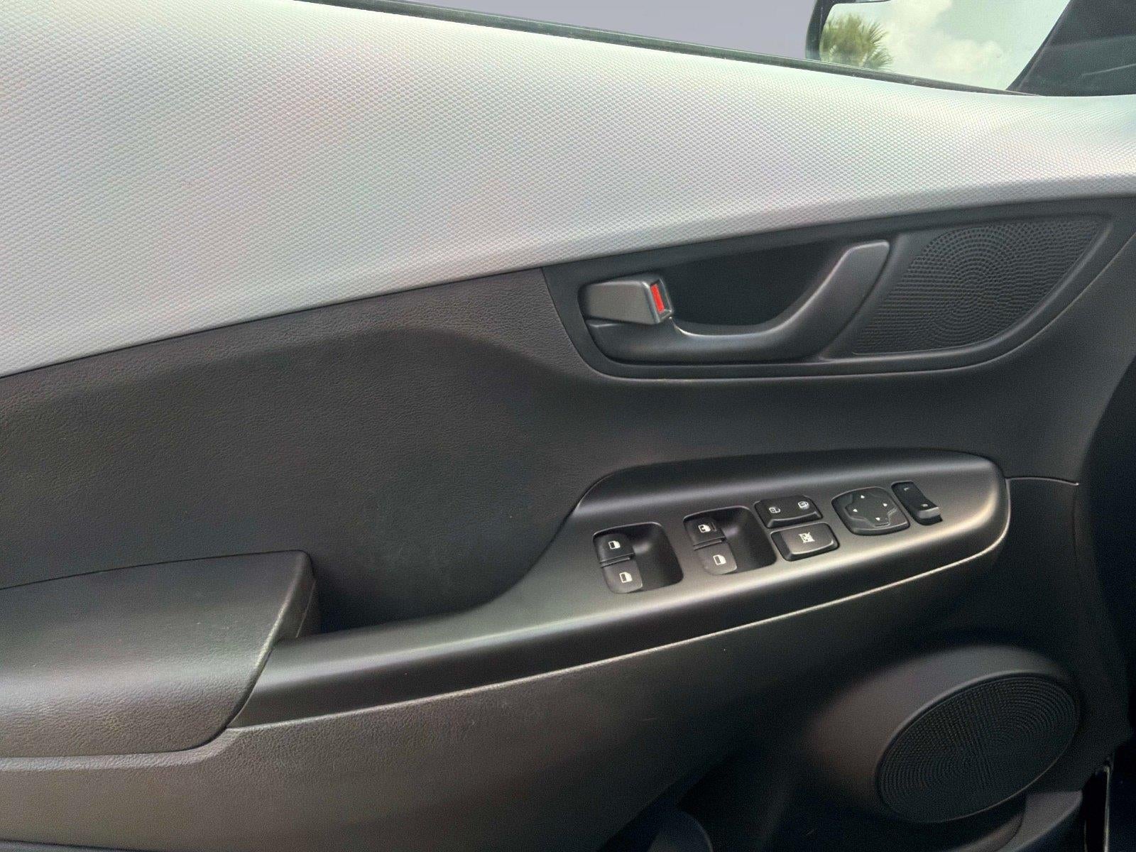 2020 Hyundai KONA SE