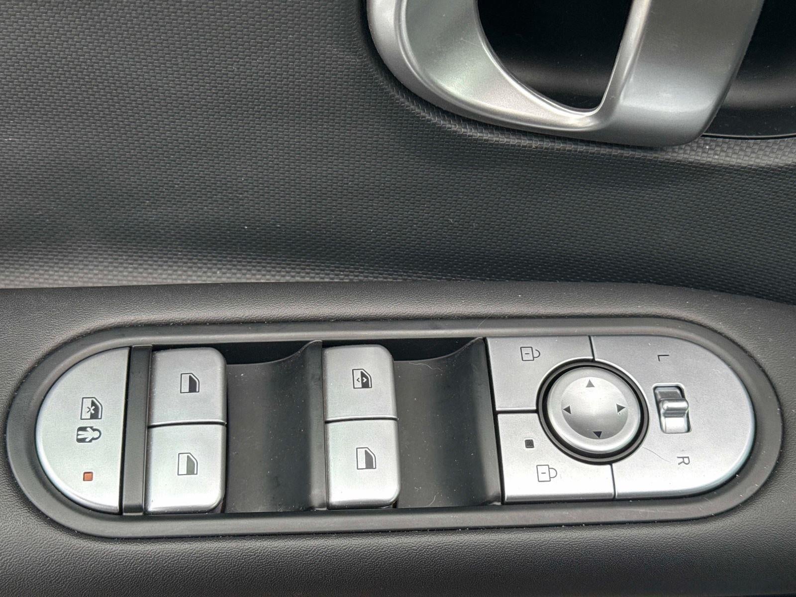 2023 Hyundai IONIQ 5 SE