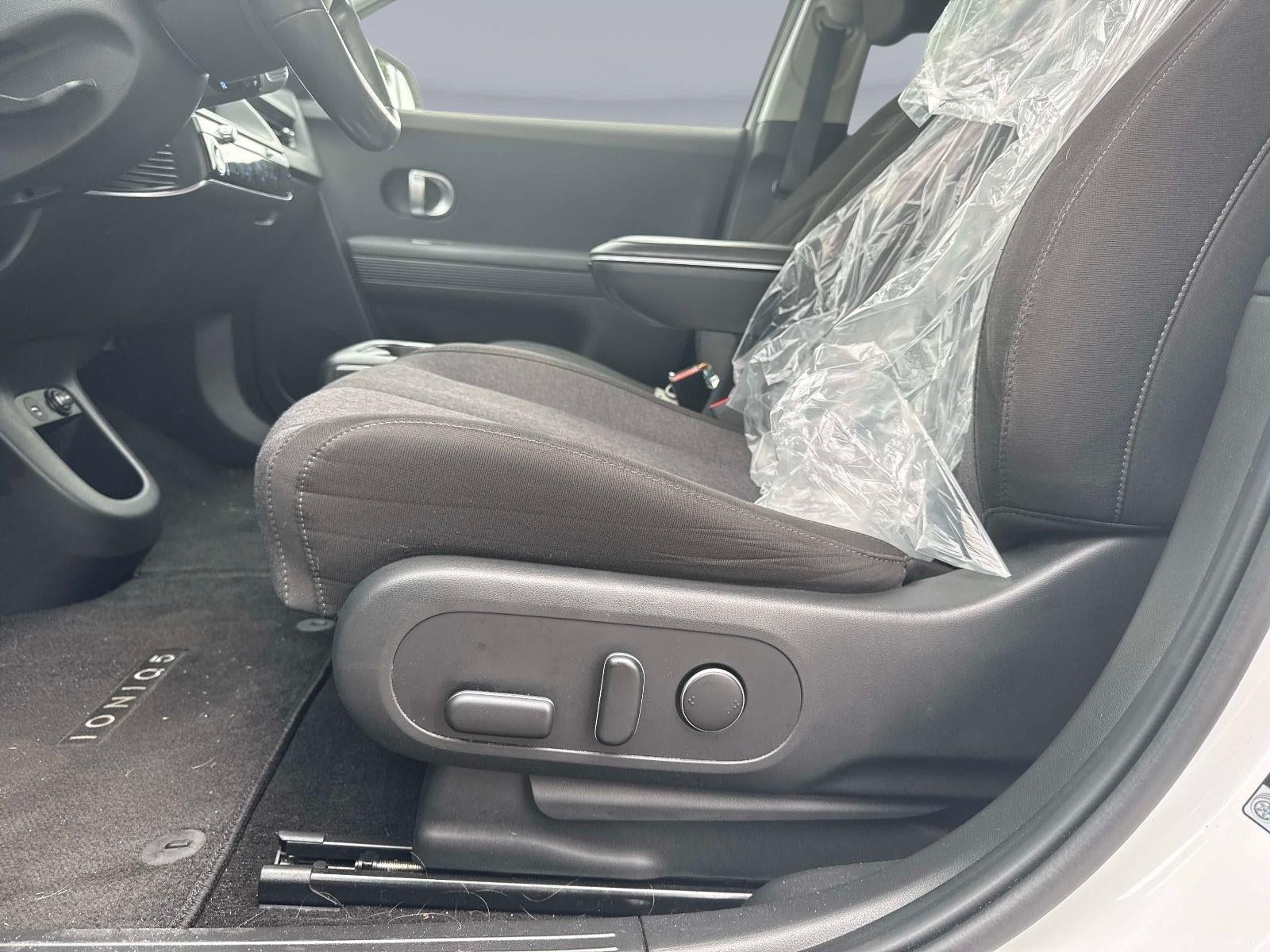 2023 Hyundai IONIQ 5 SE