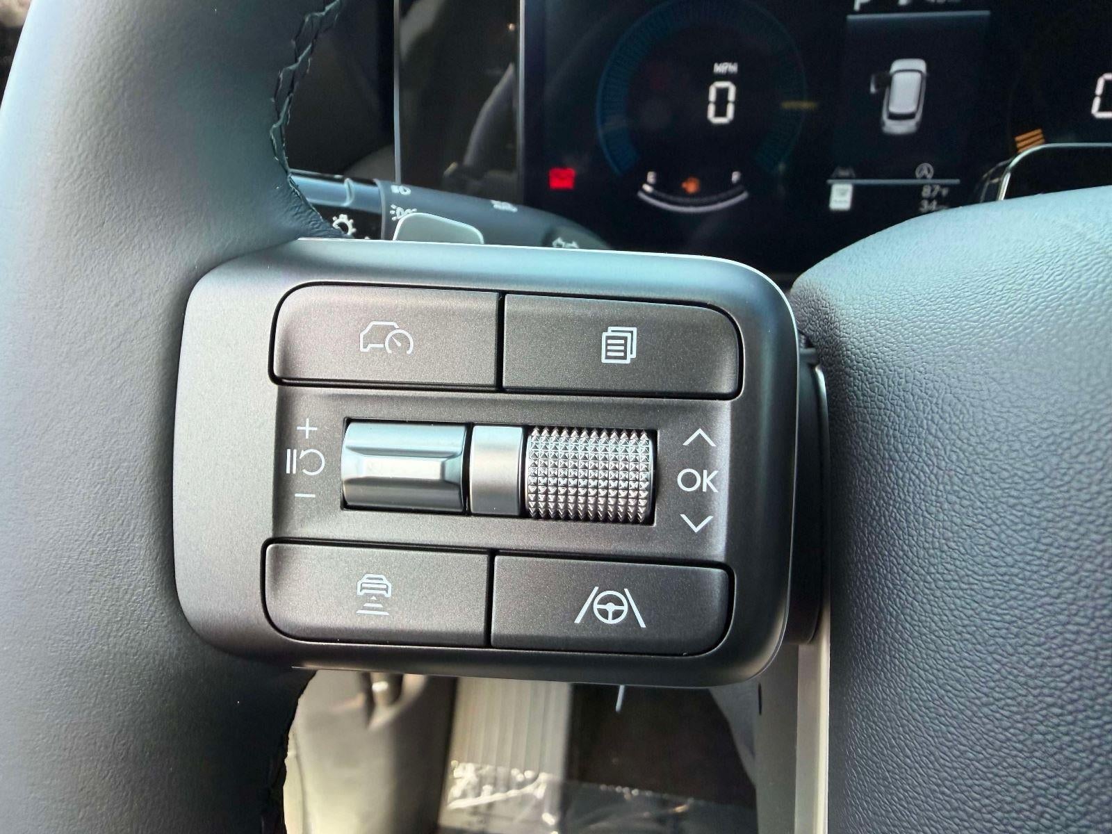 2026 Hyundai PALISADE SE FWD