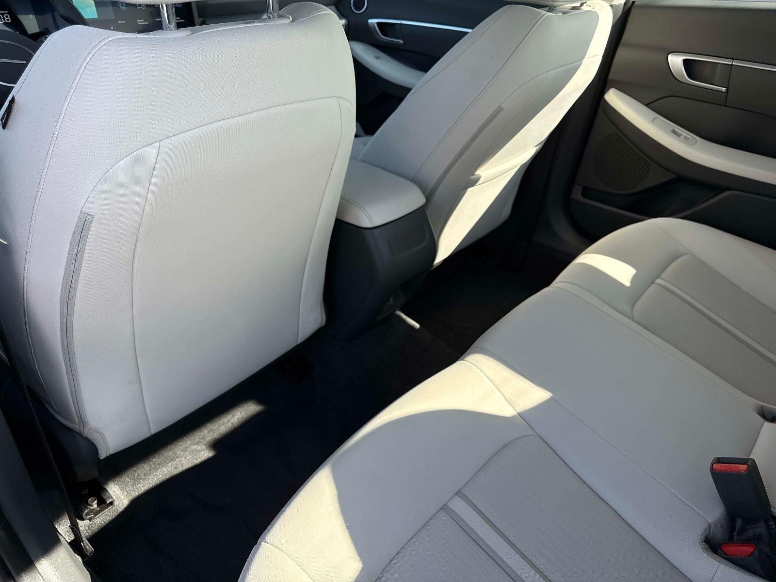 2025 Hyundai SONATA SE