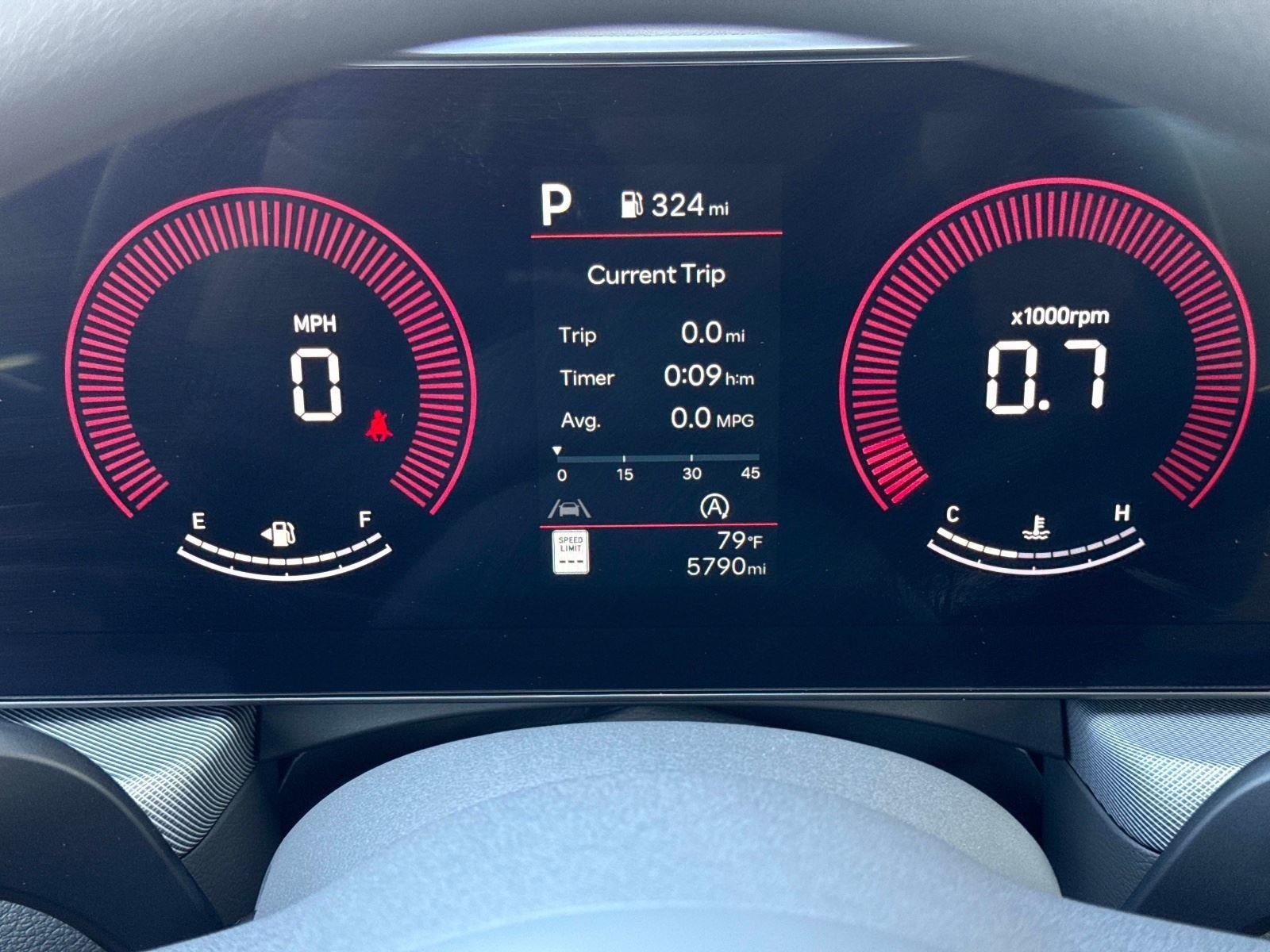 2025 Hyundai SONATA SE