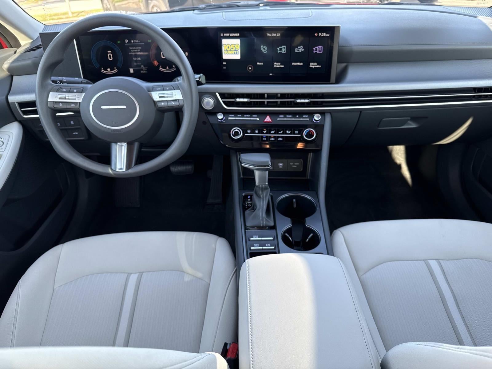 2025 Hyundai SONATA SE