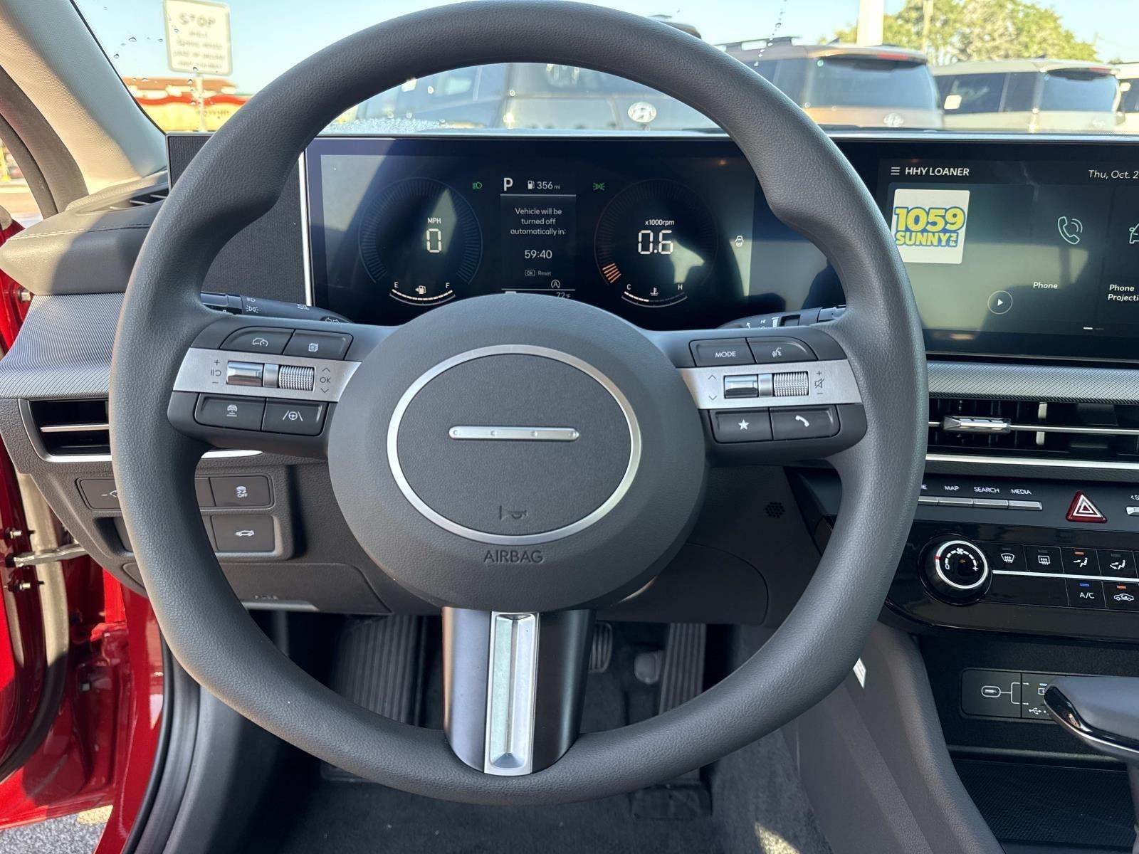 2025 Hyundai SONATA SE